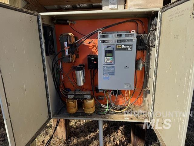 2580 Schweizer Rd, Nyssa, Oregon 97913, 3 Bedrooms, 2 Bathrooms, Farm & Ranch For Sale, Price $979,900,MLS 98978145