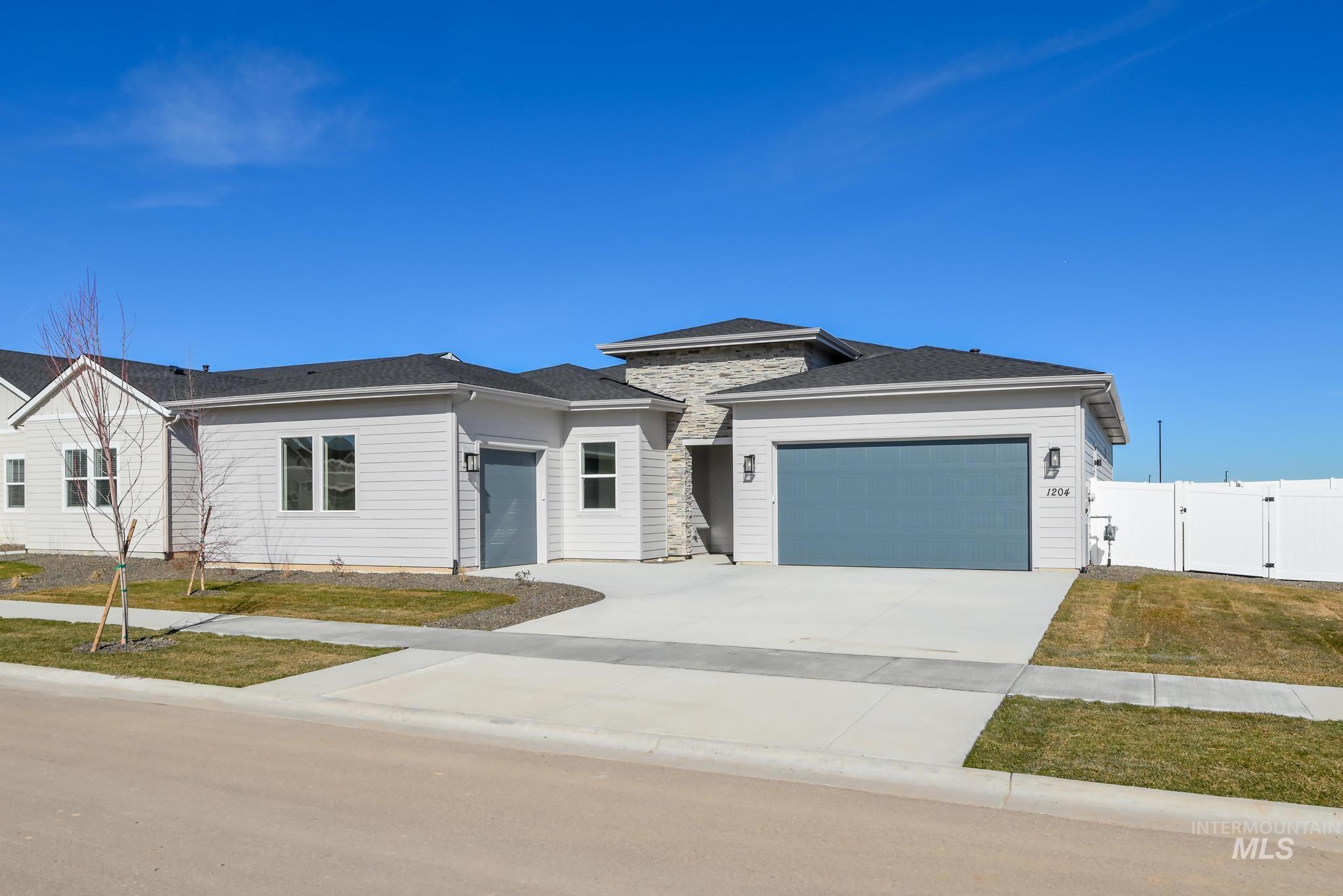 1204 W Switchgrass Dr., Meridian, Idaho 83642, 4 Bedrooms, 3 Bathrooms, Residential For Sale, Price $679,000, 98978147