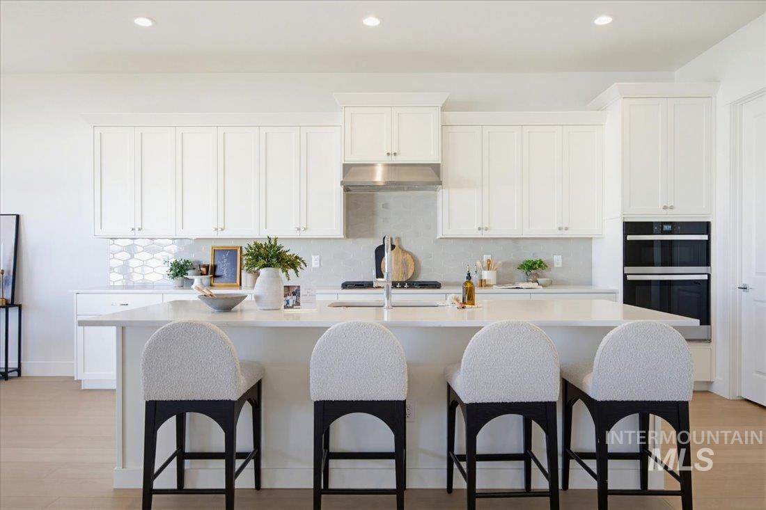 1204 W Switchgrass Dr., Meridian, Idaho 83642, 4 Bedrooms, 3 Bathrooms, Residential For Sale, Price $674,000,MLS 98978147