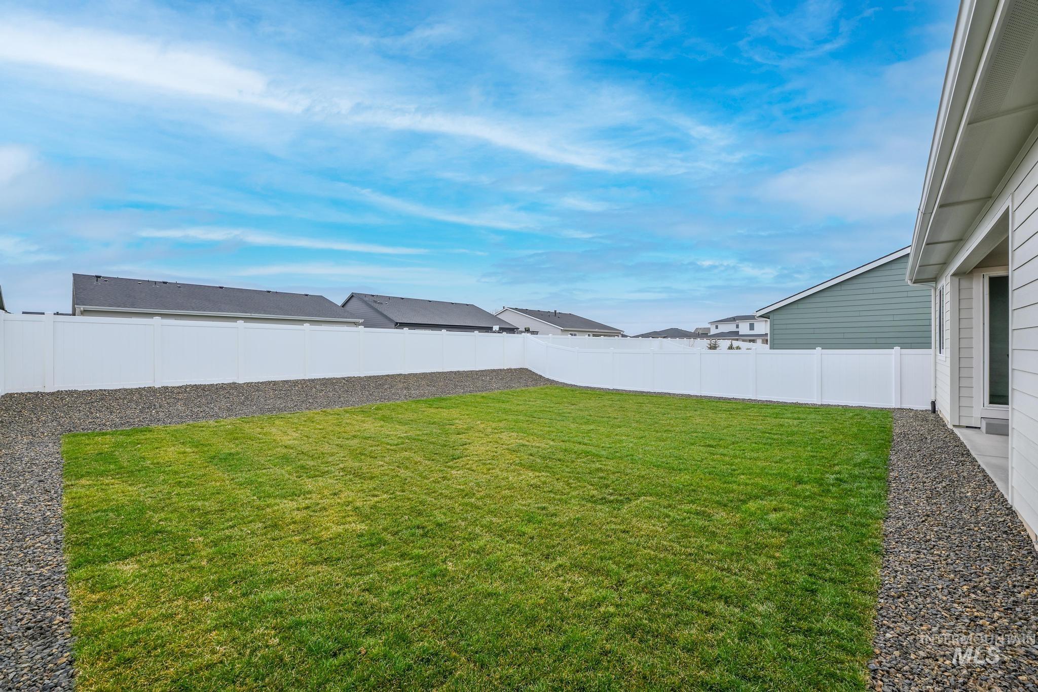 14576 Cooper Sunrise Dr, Caldwell, Idaho 83607, 3 Bedrooms, 2 Bathrooms, Residential For Sale, Price $429,000,MLS 98978148