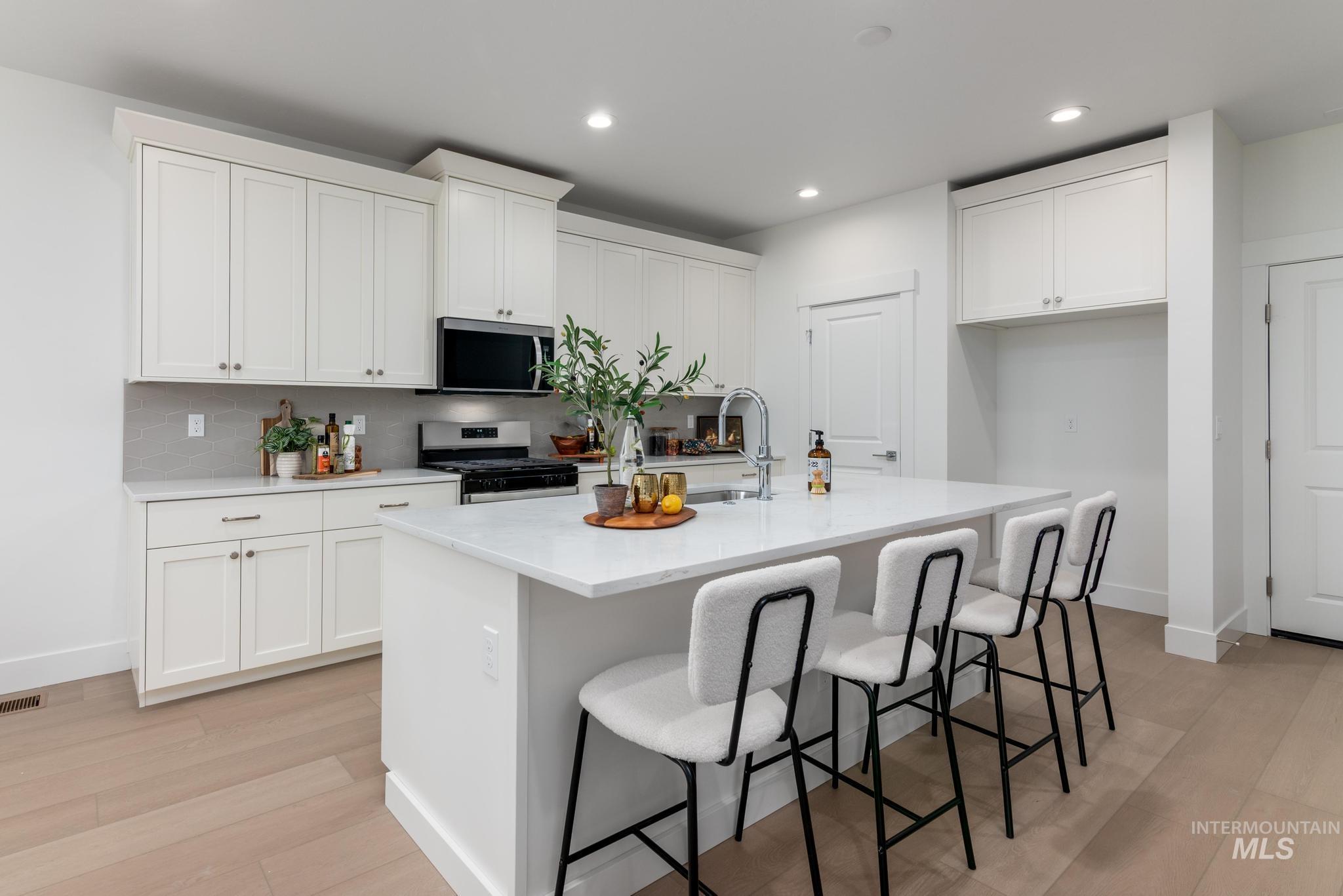 14576 Cooper Sunrise Dr, Caldwell, Idaho 83607, 3 Bedrooms, 2 Bathrooms, Residential For Sale, Price $429,000,MLS 98978148