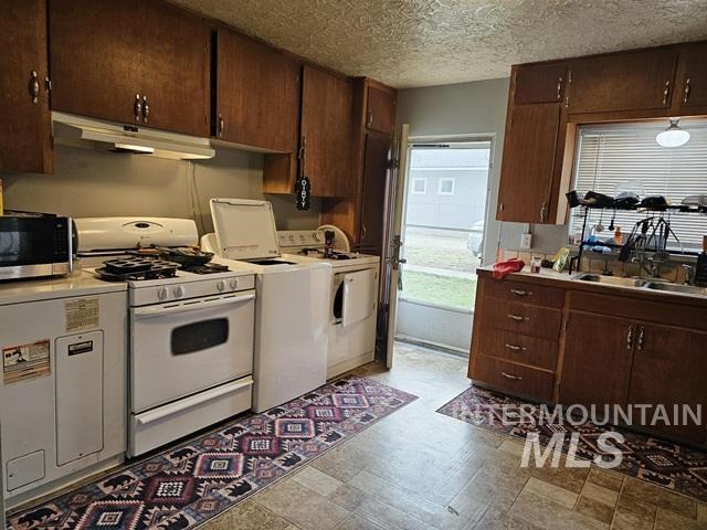 918 N 11th St, Payette, Idaho 83661, 2 Bedrooms, 1 Bathroom, Residential For Sale, Price $245,000,MLS 98978152