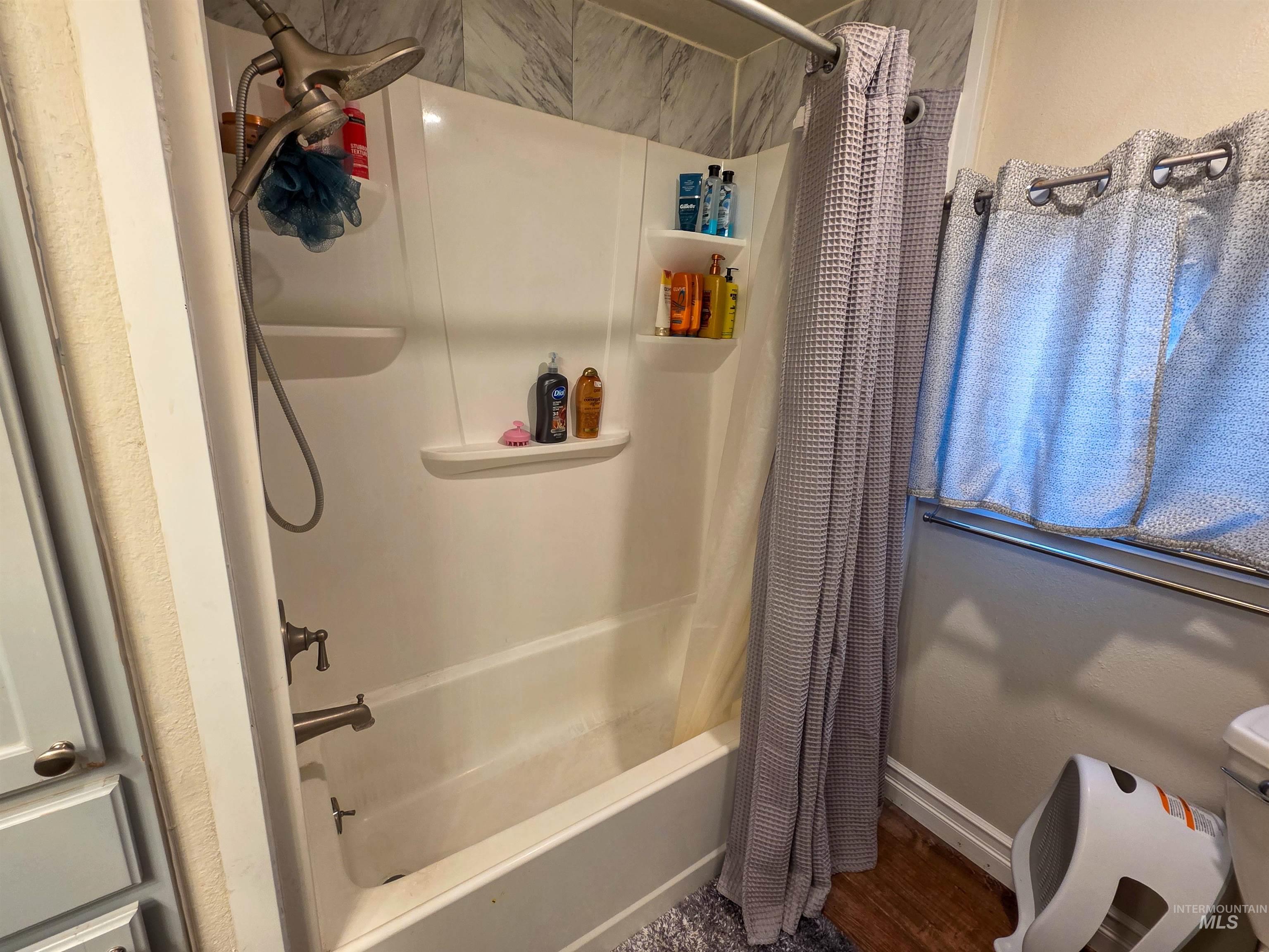 1212 7th Street, Clarkston, Washington 99403, 2 Bedrooms, 1 Bathroom, Residential For Sale, Price $319,999, 98978154