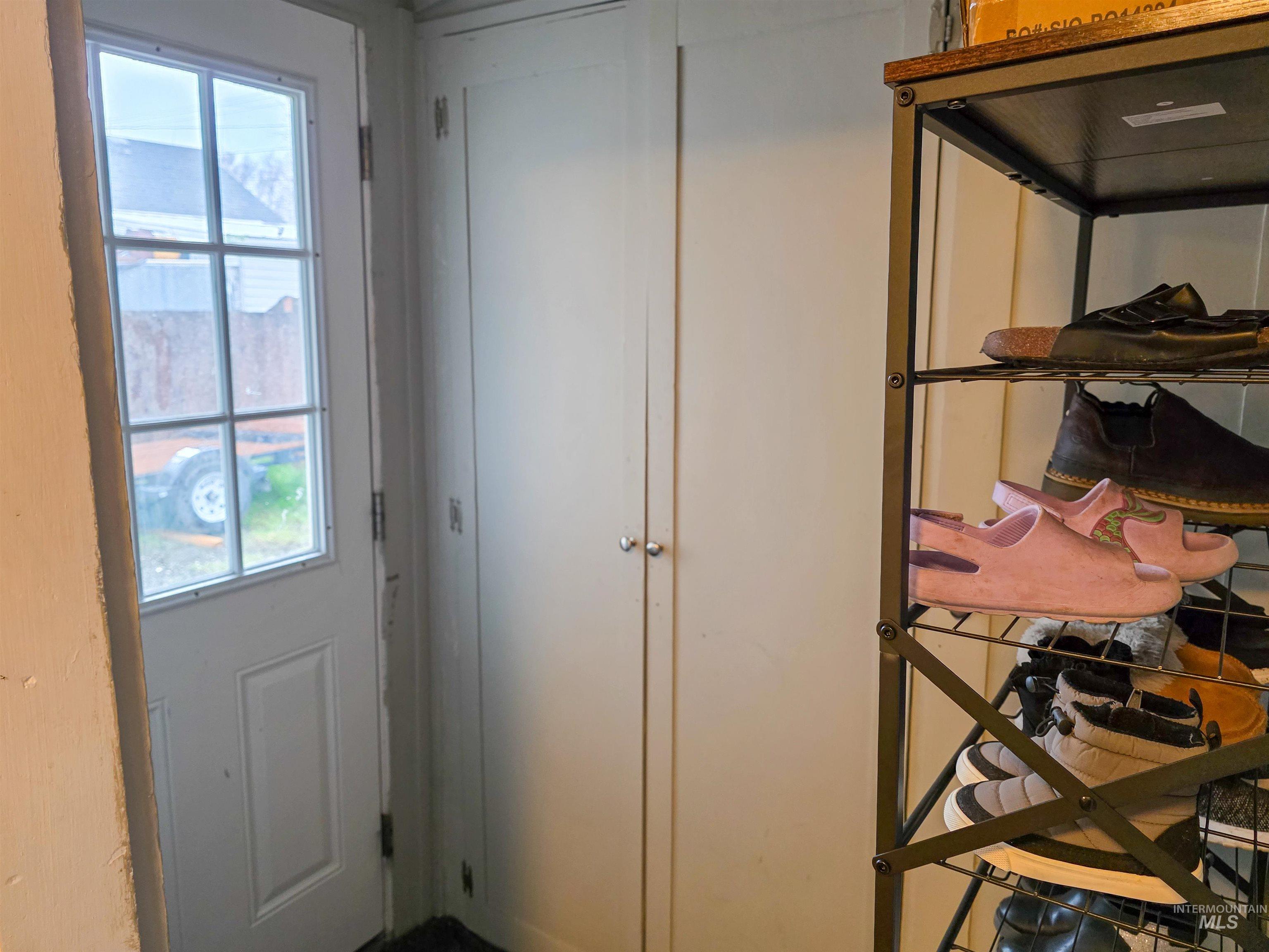 1212 7th Street, Clarkston, Washington 99403, 2 Bedrooms, 1 Bathroom, Residential For Sale, Price $319,999, 98978154