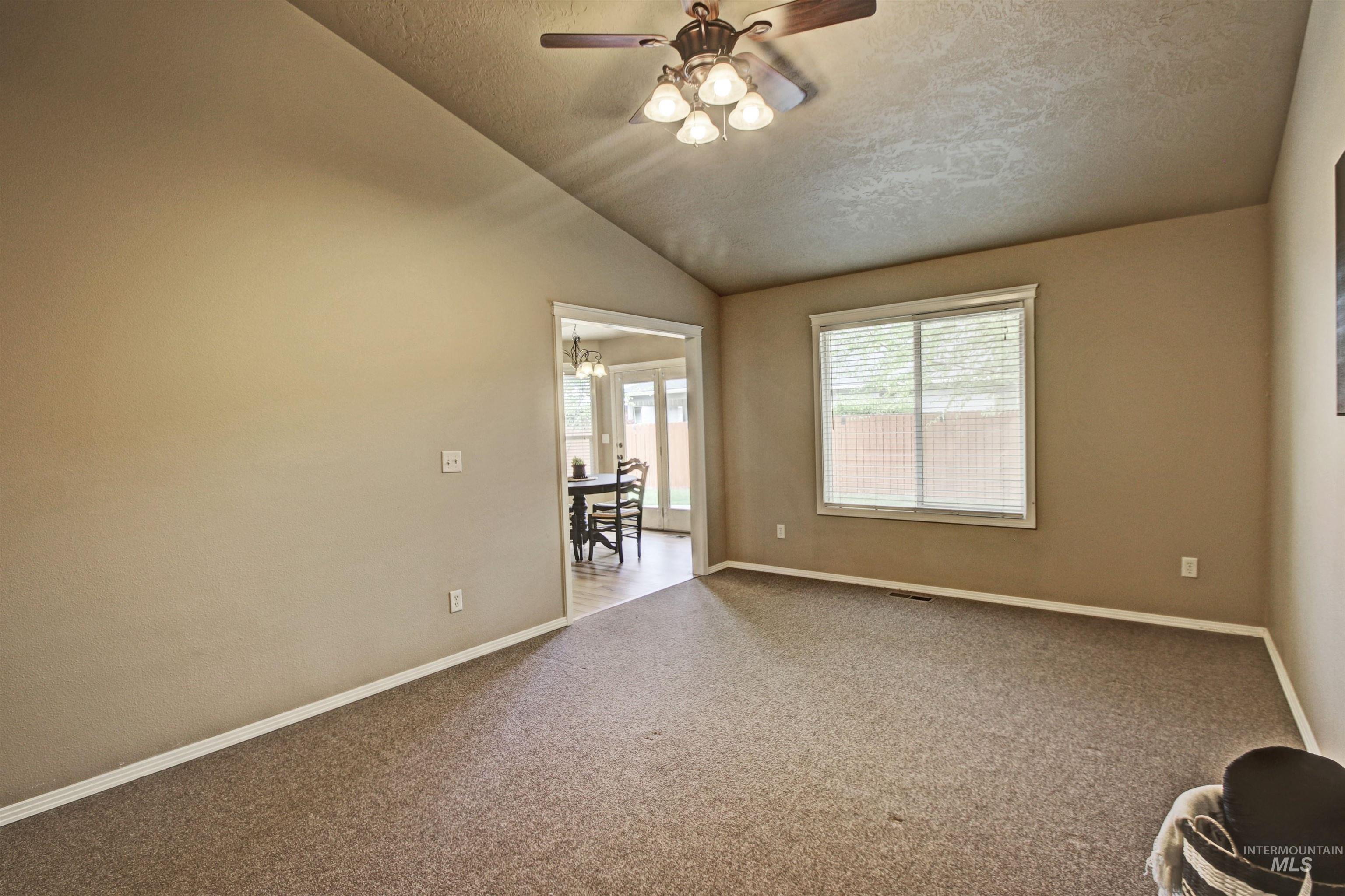 2276 E Summer Dawn Dr., Meridian, Idaho 83646, 4 Bedrooms, 2 Bathrooms, Residential For Sale, Price $489,800,MLS 98978155