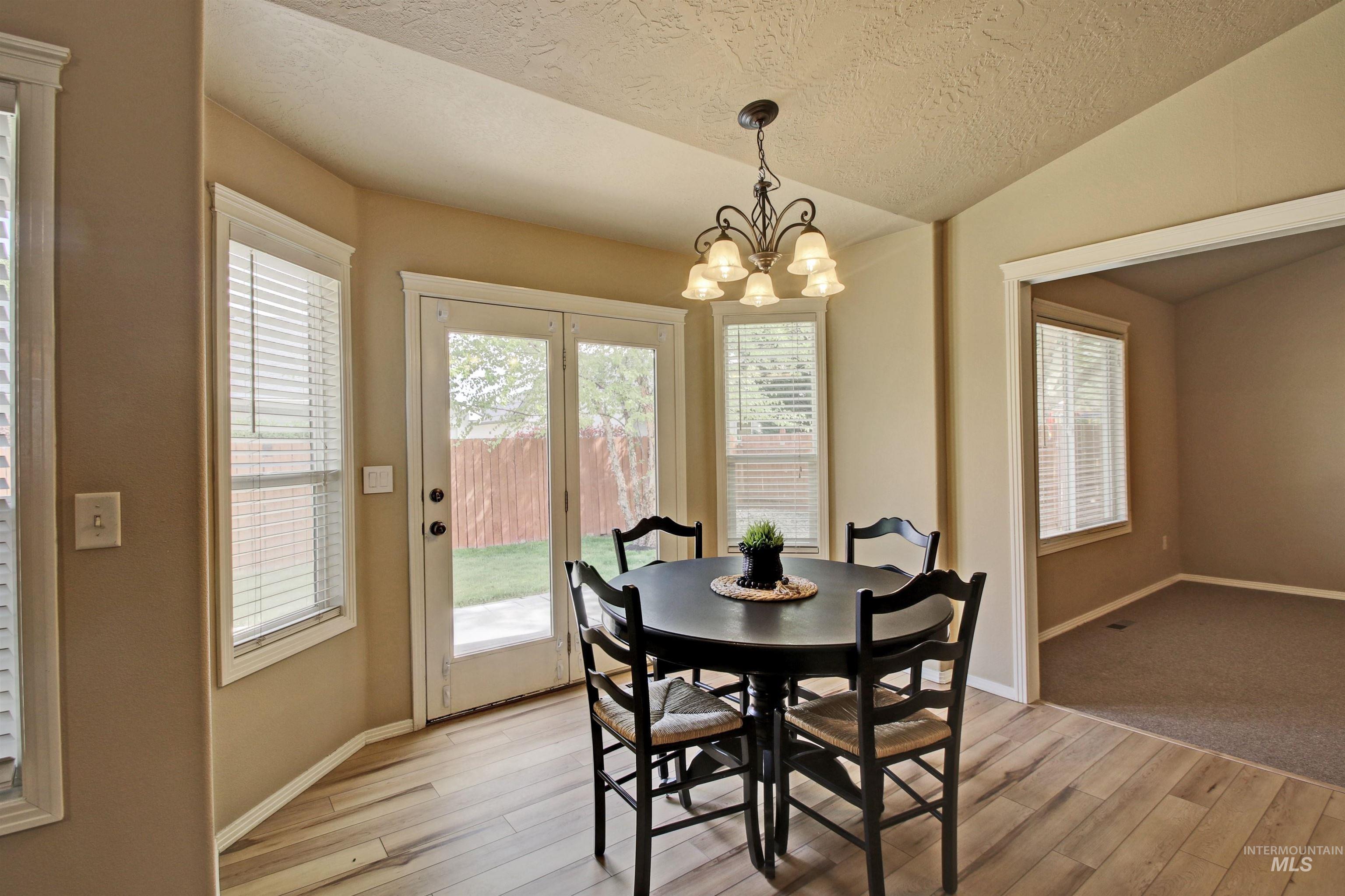 2276 E Summer Dawn Dr., Meridian, Idaho 83646, 4 Bedrooms, 2 Bathrooms, Residential For Sale, Price $489,800,MLS 98978155