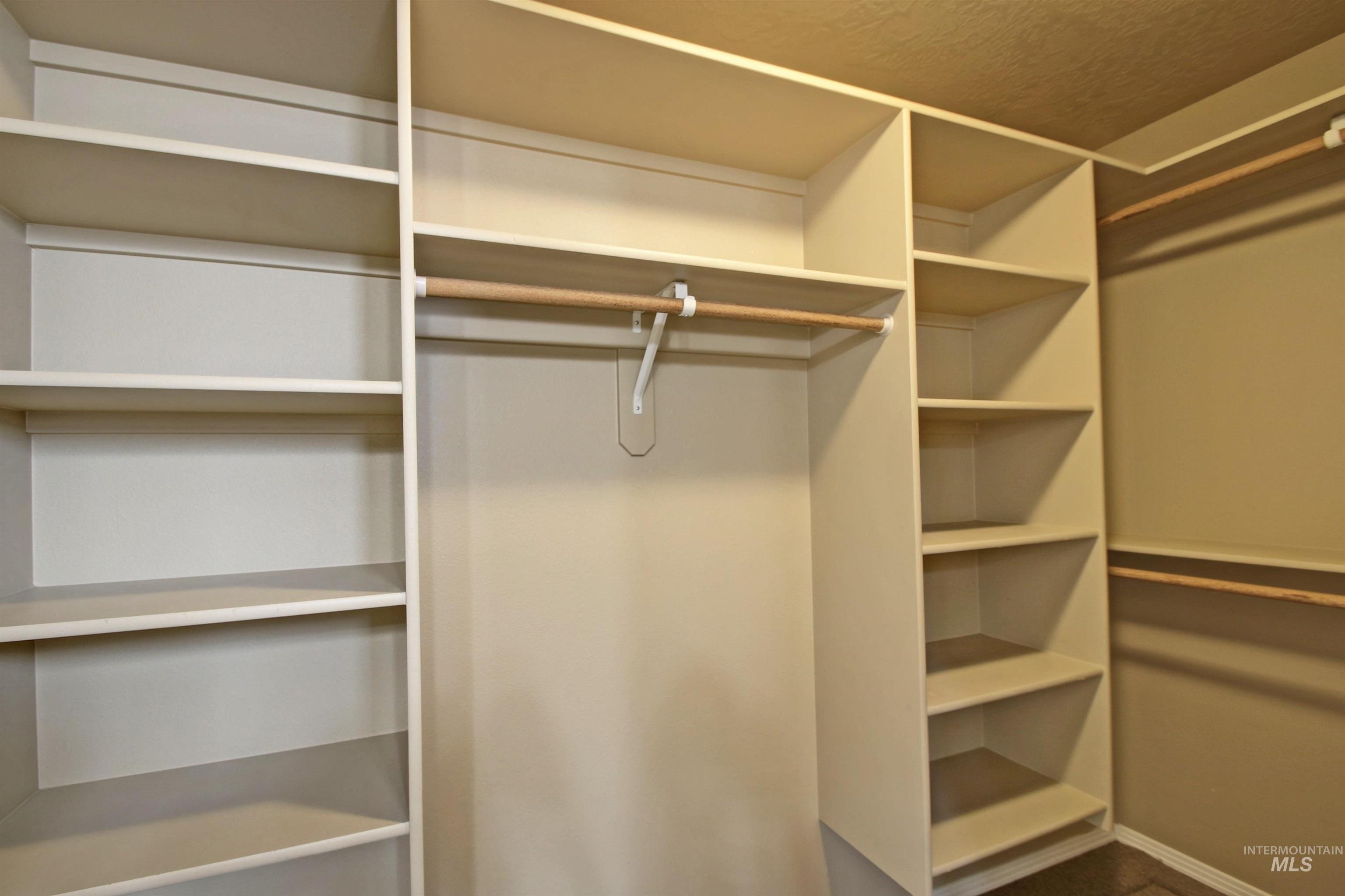 2276 E Summer Dawn Dr., Meridian, Idaho 83646, 4 Bedrooms, 2 Bathrooms, Residential For Sale, Price $489,800,MLS 98978155