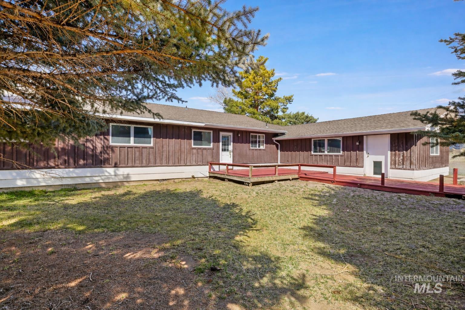 2755 S 900 E, Hagerman, Idaho 83332, 3 Bedrooms, 2 Bathrooms, Residential For Sale, Price $549,900,MLS 98978156