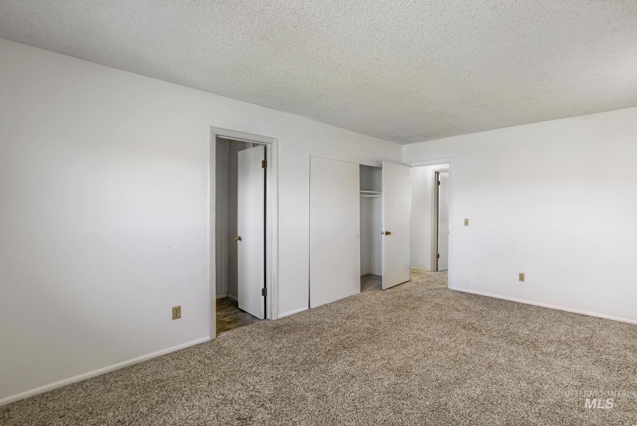 2755 S 900 E, Hagerman, Idaho 83332, 3 Bedrooms, 2 Bathrooms, Residential For Sale, Price $549,900,MLS 98978156