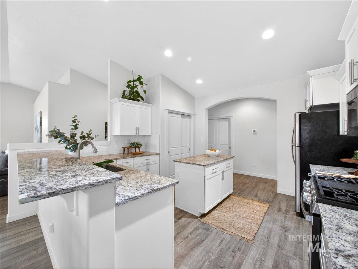 181 S Bing Court, Emmett, Idaho 83617, 4 Bedrooms, 2 Bathrooms, Residential For Sale, Price $495,000,MLS 98978157