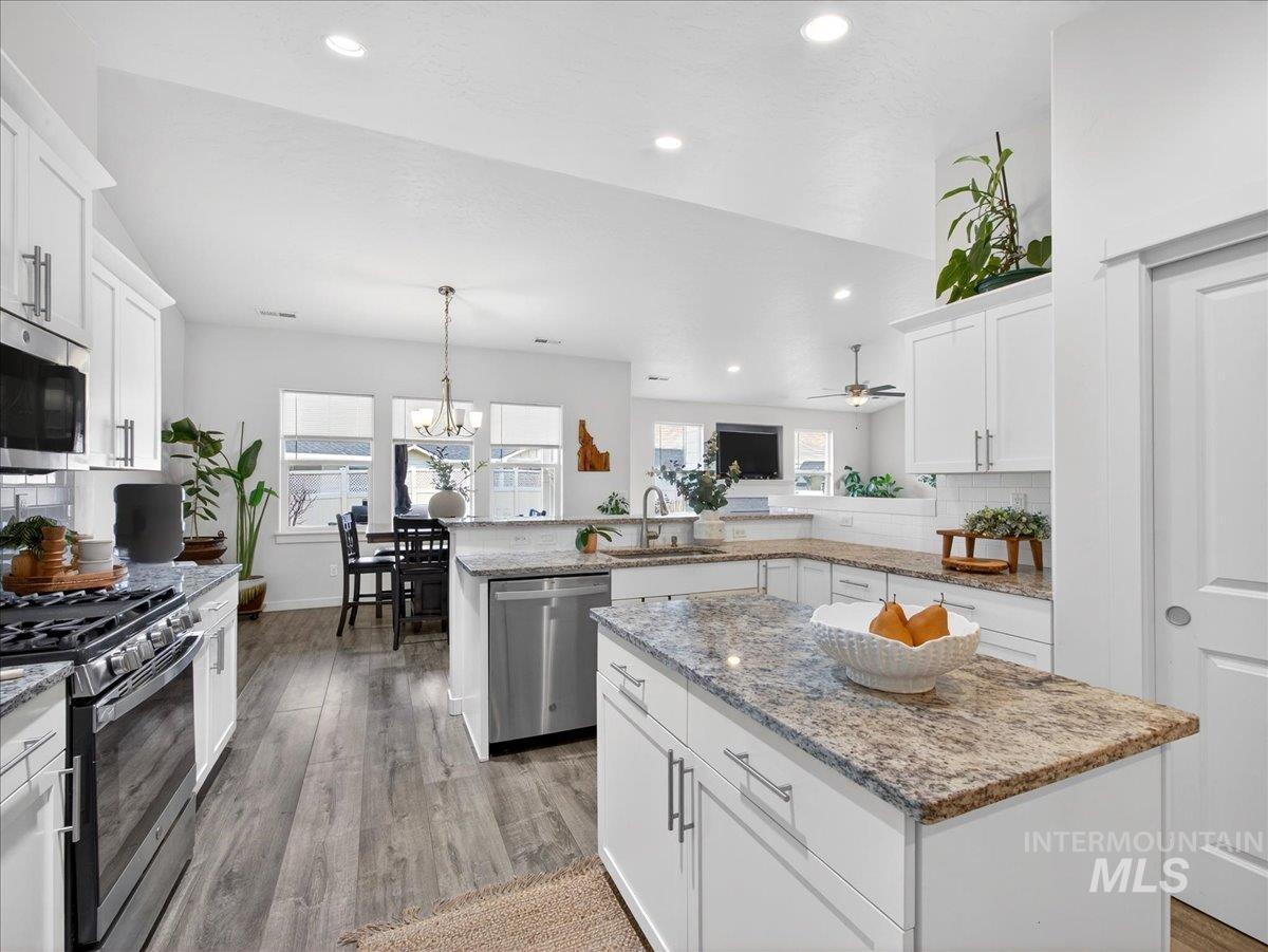 181 S Bing Court, Emmett, Idaho 83617, 4 Bedrooms, 2 Bathrooms, Residential For Sale, Price $495,000,MLS 98978157