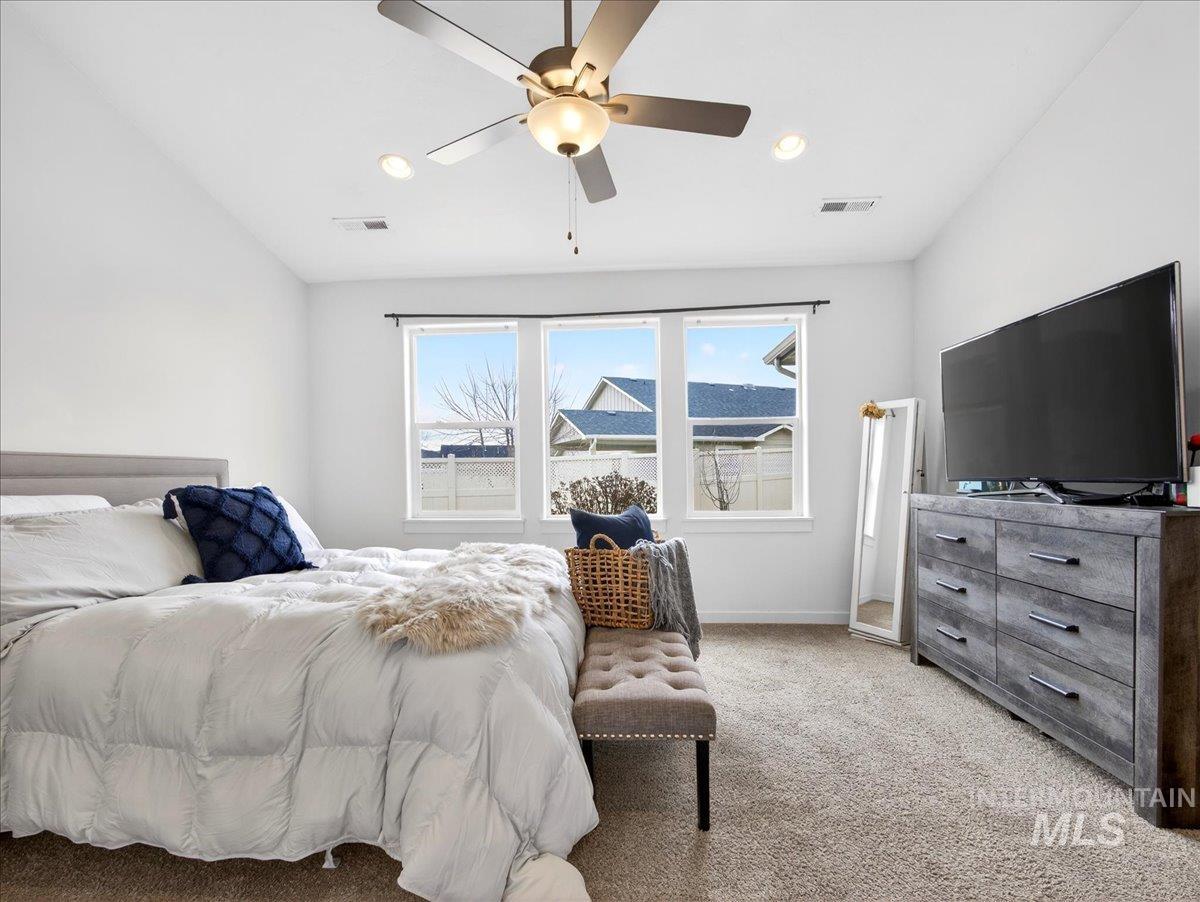 181 S Bing Court, Emmett, Idaho 83617, 4 Bedrooms, 2 Bathrooms, Residential For Sale, Price $495,000,MLS 98978157