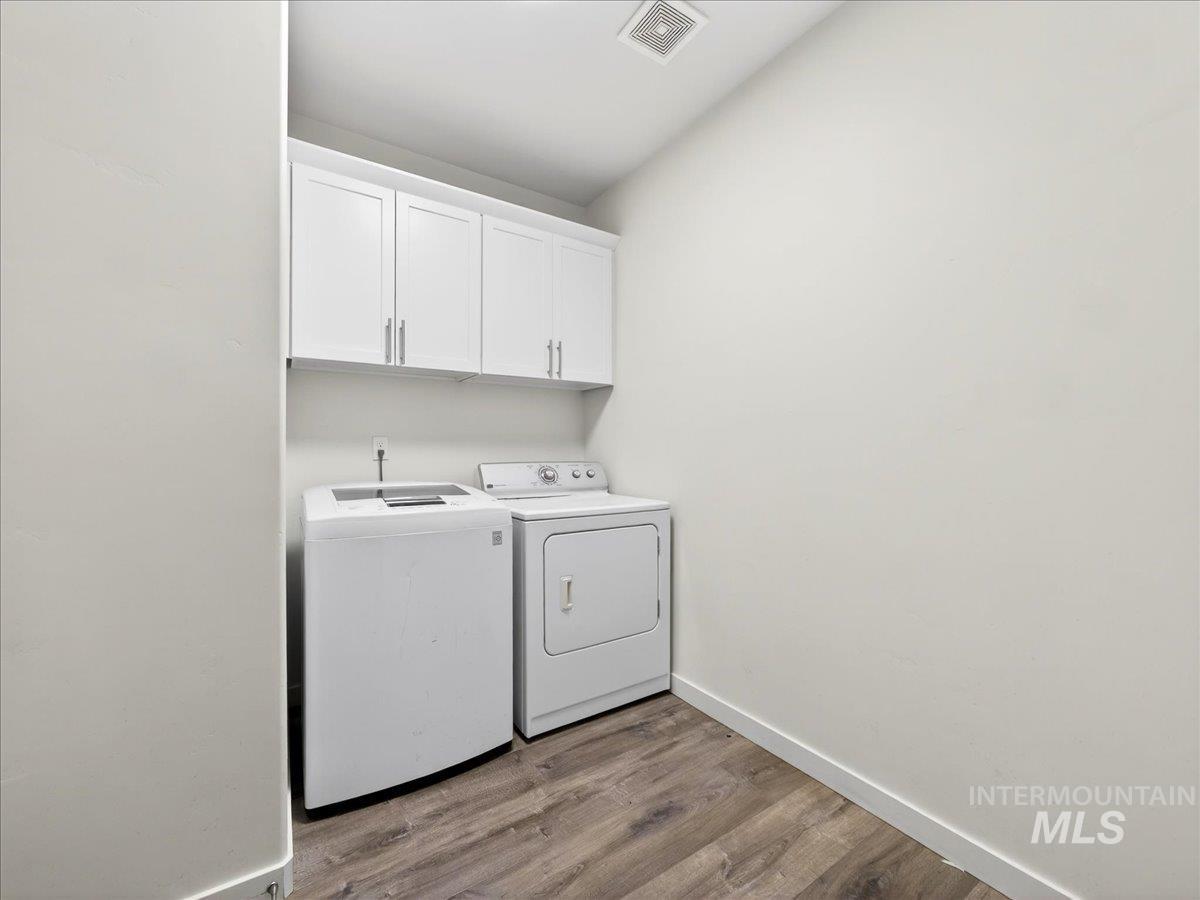 181 S Bing Court, Emmett, Idaho 83617, 4 Bedrooms, 2 Bathrooms, Residential For Sale, Price $495,000,MLS 98978157