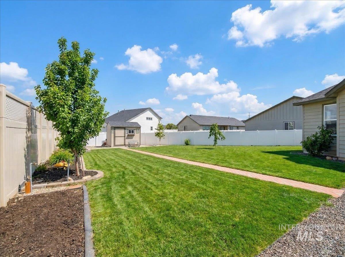 181 S Bing Court, Emmett, Idaho 83617, 4 Bedrooms, 2 Bathrooms, Residential For Sale, Price $495,000,MLS 98978157