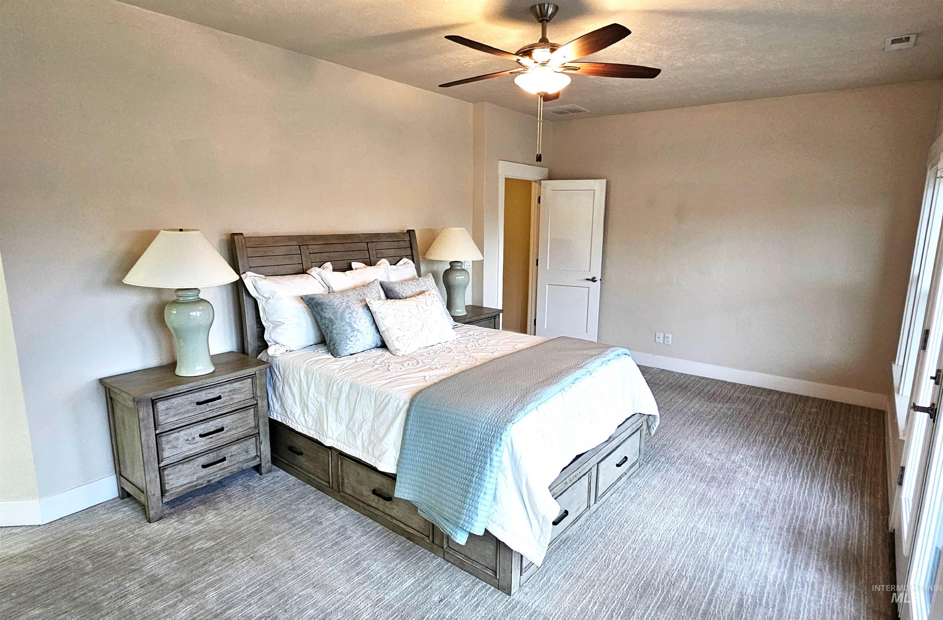 2240 W Hill Terrace Ln, Boise, Idaho 83702, 3 Bedrooms, 2.5 Bathrooms, Residential For Sale, Price $630,000,MLS 98978158