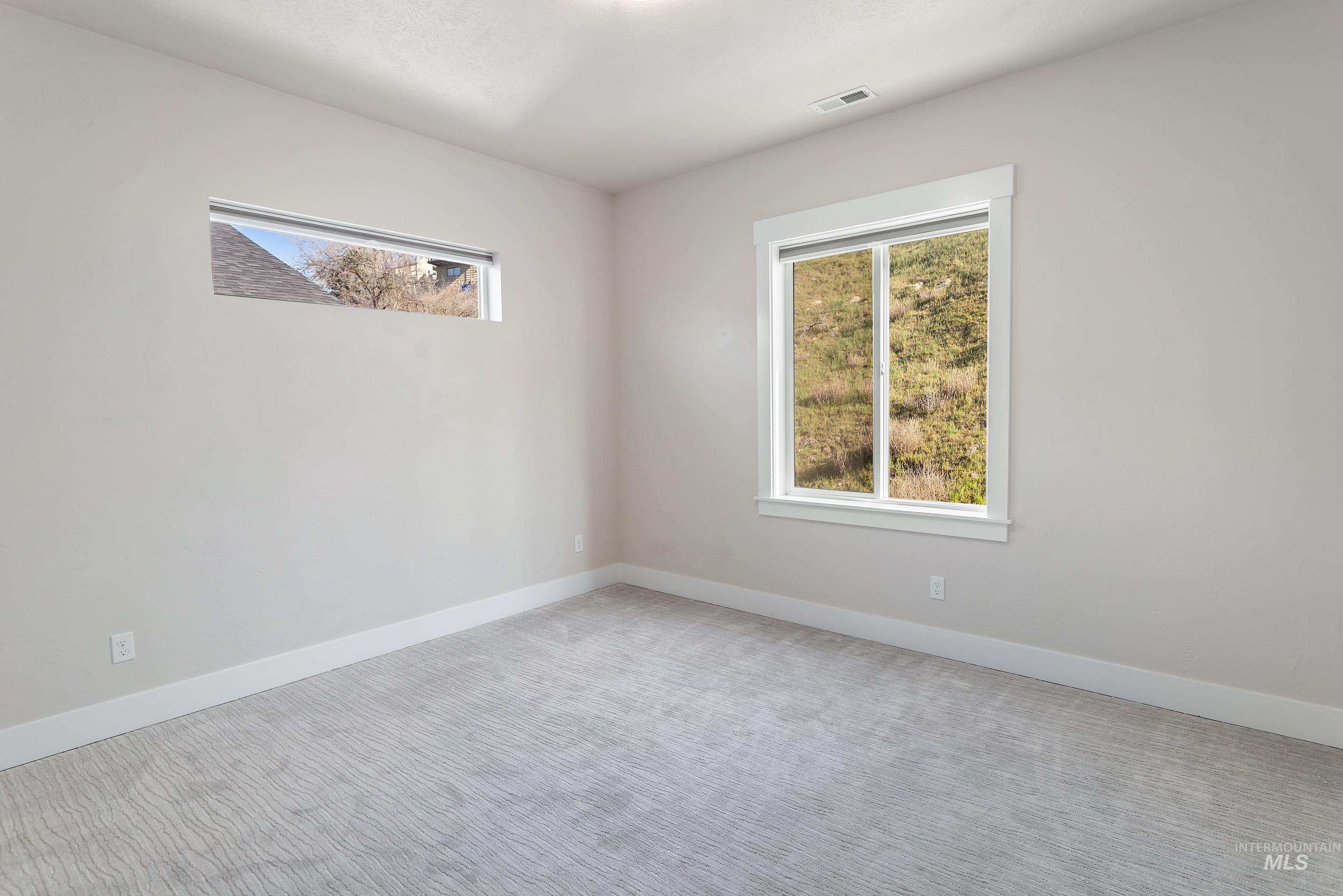 2240 W Hill Terrace Ln, Boise, Idaho 83702, 3 Bedrooms, 2.5 Bathrooms, Residential For Sale, Price $630,000,MLS 98978158