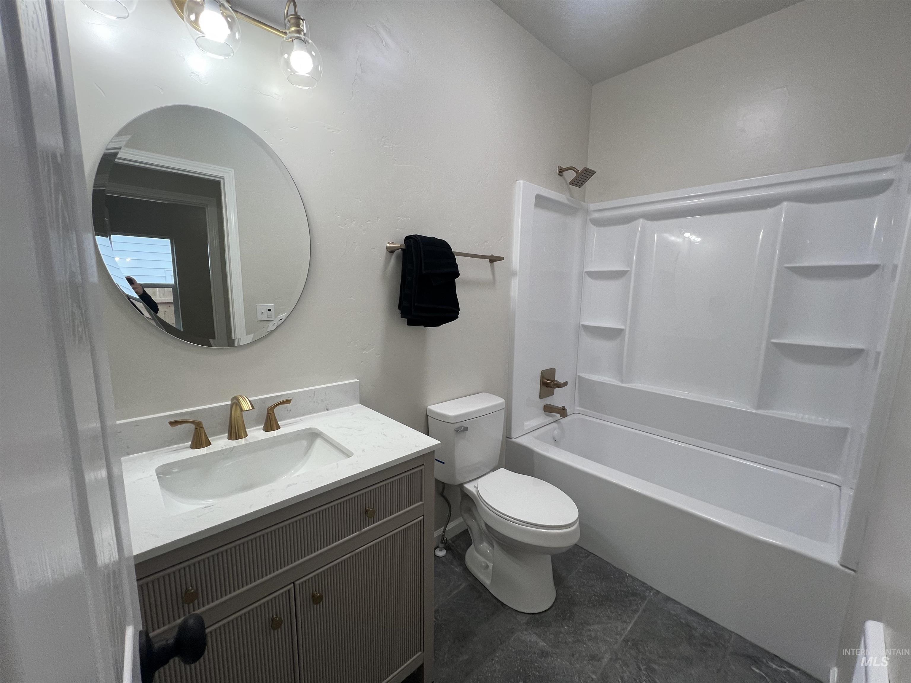 405 N Fairfield, Council, Idaho 83612, 3 Bedrooms, 2 Bathrooms, Residential For Sale, Price $385,000, 98978161