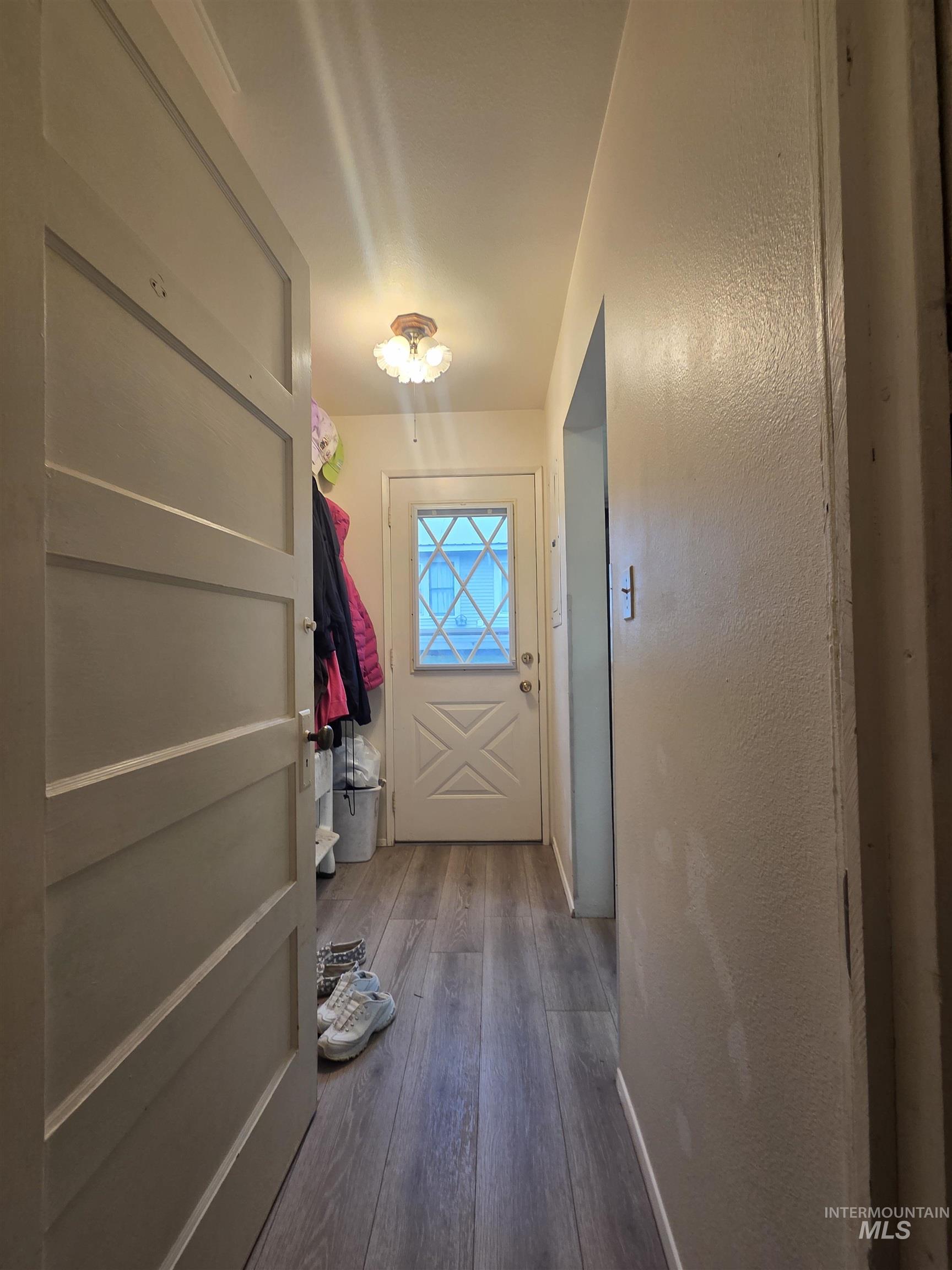 1607 Main Street, Pomeroy, Washington 99347, 5 Bedrooms, 2.5 Bathrooms, Residential For Sale, Price $299,000, 98978162