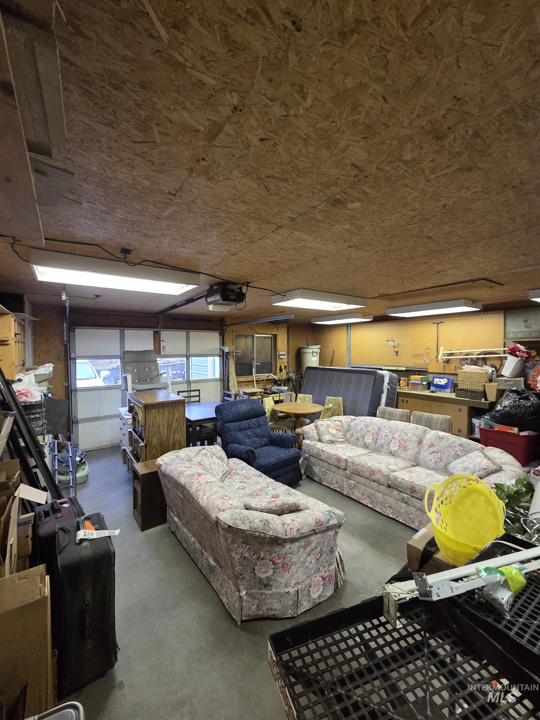 1607 Main Street, Pomeroy, Washington 99347, 5 Bedrooms, 2.5 Bathrooms, Residential For Sale, Price $299,000, 98978162