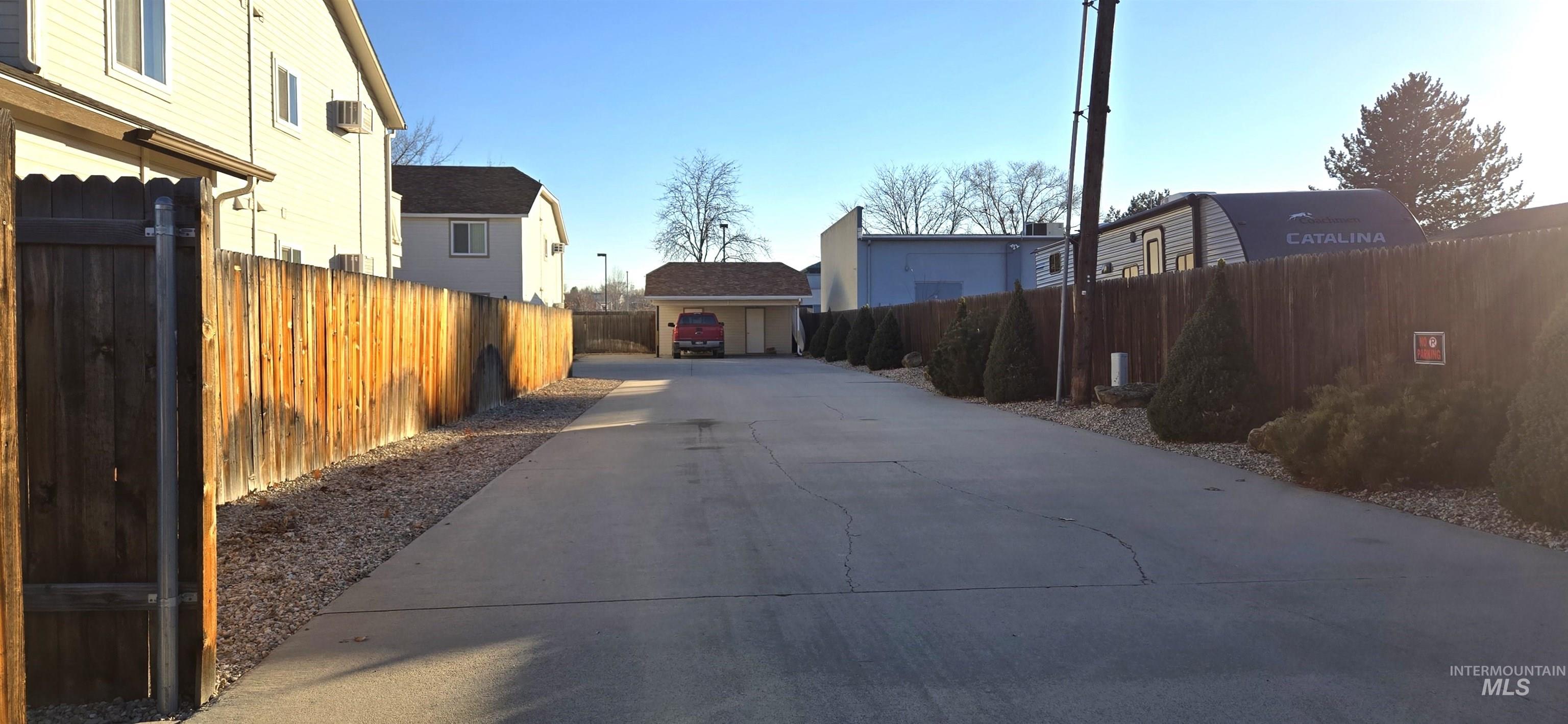 2541 W Malad St, Boise, Idaho 83705, 2 Bedrooms, 1 Bathroom, Residential Income For Sale, Price $970,000, 98978163