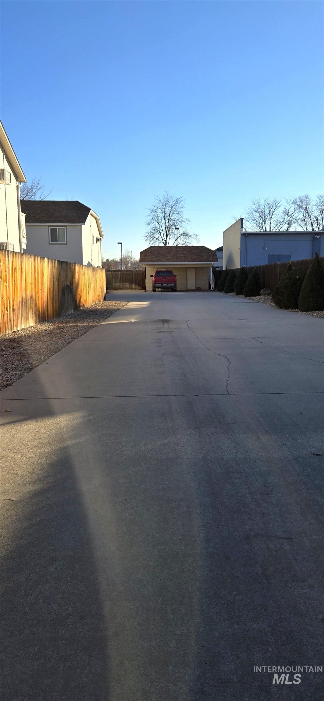 2541 W Malad St, Boise, Idaho 83705, 2 Bedrooms, 1 Bathroom, Residential Income For Sale, Price $970,000, 98978163