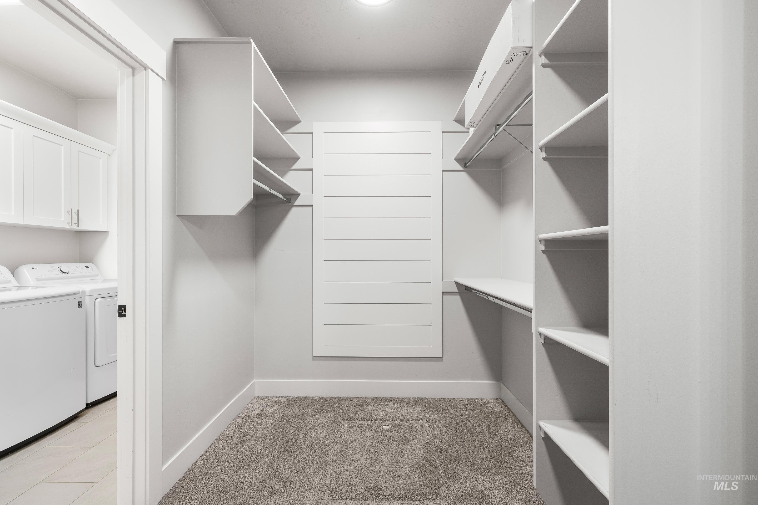 10031 Riverbend Place, Middleton, Idaho 83644, 5 Bedrooms, 3.5 Bathrooms, Residential For Sale, Price $995,000,MLS 98978164