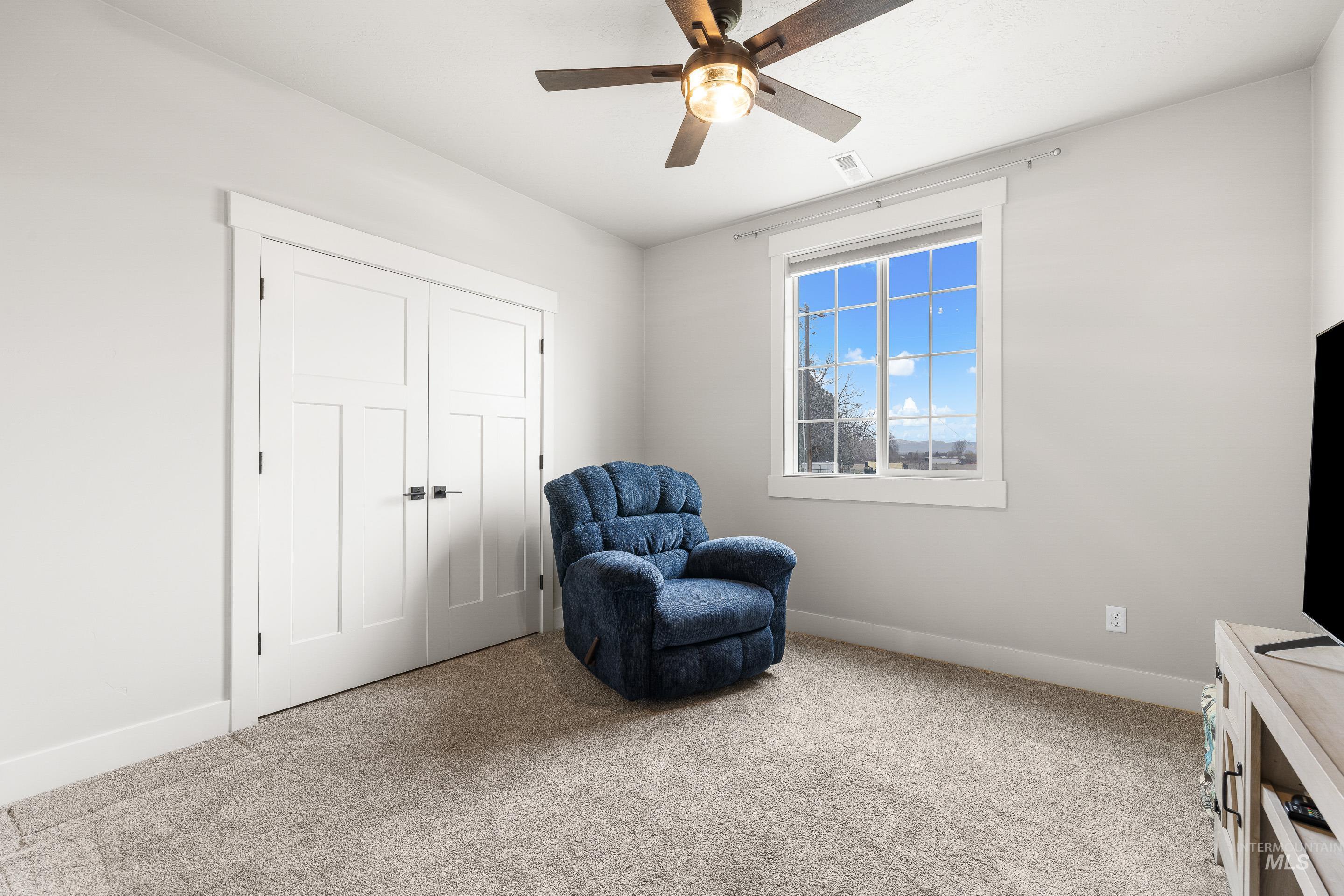 10031 Riverbend Place, Middleton, Idaho 83644, 5 Bedrooms, 3.5 Bathrooms, Residential For Sale, Price $995,000,MLS 98978164