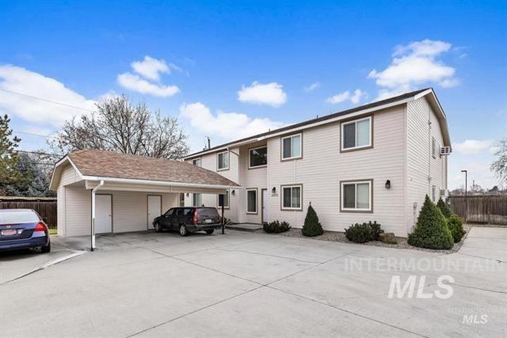 2555 W Malad St, Boise, Idaho 83705, 2 Bedrooms, 1 Bathroom, Residential Income For Sale, Price $949,000,MLS 98978168