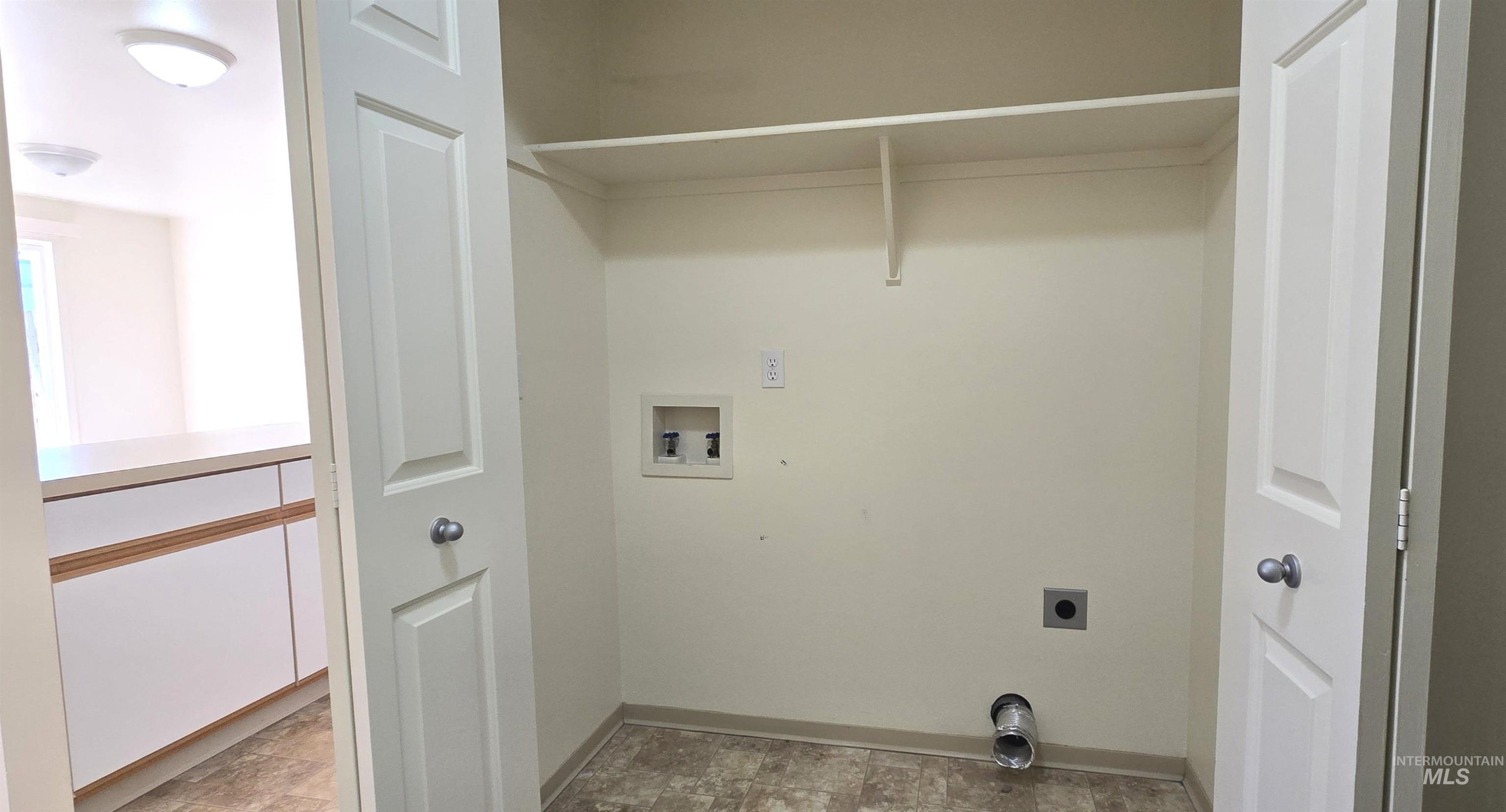 2555 W Malad St, Boise, Idaho 83705, 2 Bedrooms, 1 Bathroom, Residential Income For Sale, Price $949,000,MLS 98978168