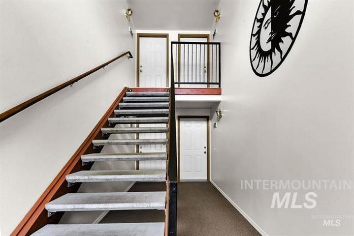 2555 W Malad St, Boise, Idaho 83705, 2 Bedrooms, 1 Bathroom, Residential Income For Sale, Price $949,000,MLS 98978168