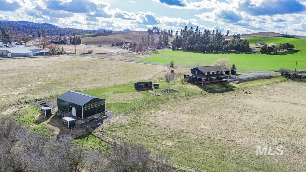 1277 Kennedy Ford Rd, Potlatch, Idaho 83855, 5 Bedrooms, 3.5 Bathrooms, Residential For Sale, Price $734,900,MLS 98978169
