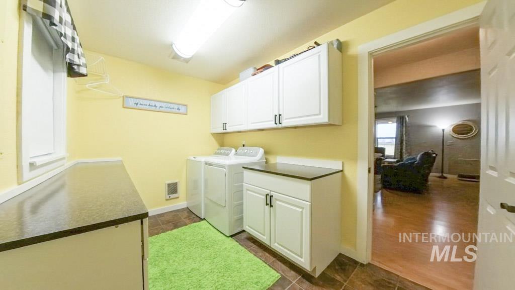 1277 Kennedy Ford Rd, Potlatch, Idaho 83855, 5 Bedrooms, 3.5 Bathrooms, Residential For Sale, Price $734,900,MLS 98978169