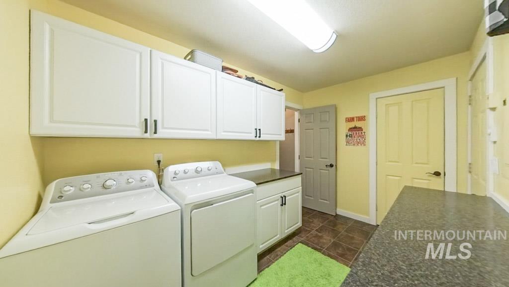 1277 Kennedy Ford Rd, Potlatch, Idaho 83855, 5 Bedrooms, 3.5 Bathrooms, Residential For Sale, Price $734,900,MLS 98978169