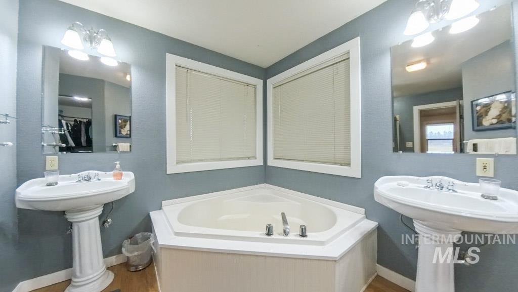 1277 Kennedy Ford Rd, Potlatch, Idaho 83855, 5 Bedrooms, 3.5 Bathrooms, Residential For Sale, Price $734,900,MLS 98978169