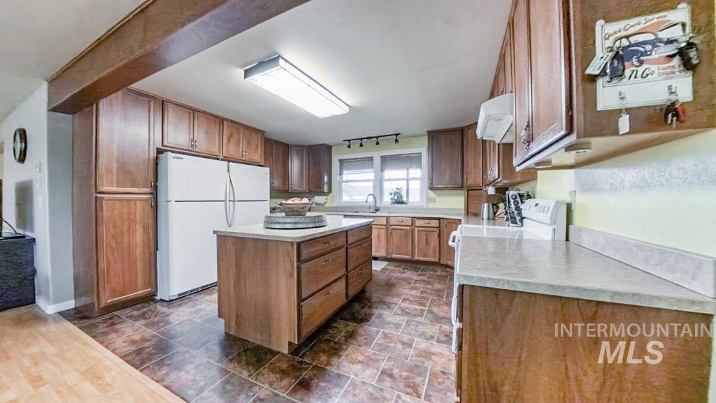 1277 Kennedy Ford Rd, Potlatch, Idaho 83855, 5 Bedrooms, 3.5 Bathrooms, Residential For Sale, Price $734,900,MLS 98978169