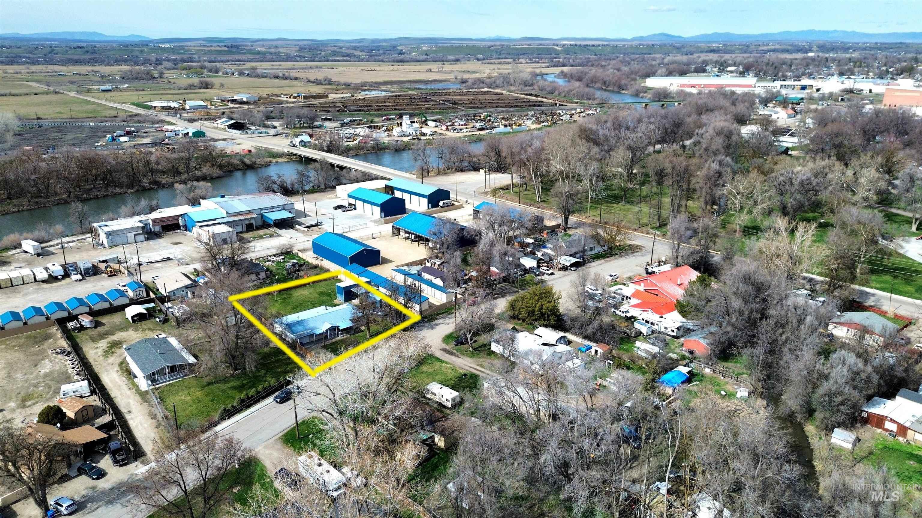 684 S Park St, Payette, Idaho 83661, 3 Bedrooms, 2 Bathrooms, Residential For Sale, Price $319,900,MLS 98978172