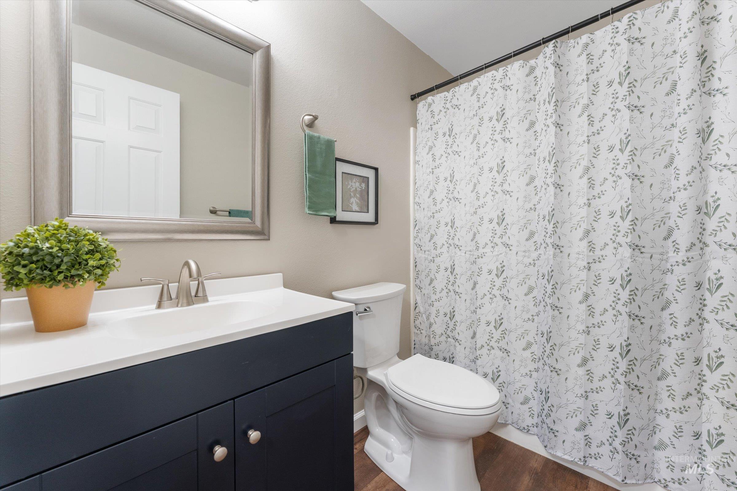 1360 Del Mar, Mountain Home, Idaho 83647, 3 Bedrooms, 2 Bathrooms, Residential For Sale, Price $335,000,MLS 98978173