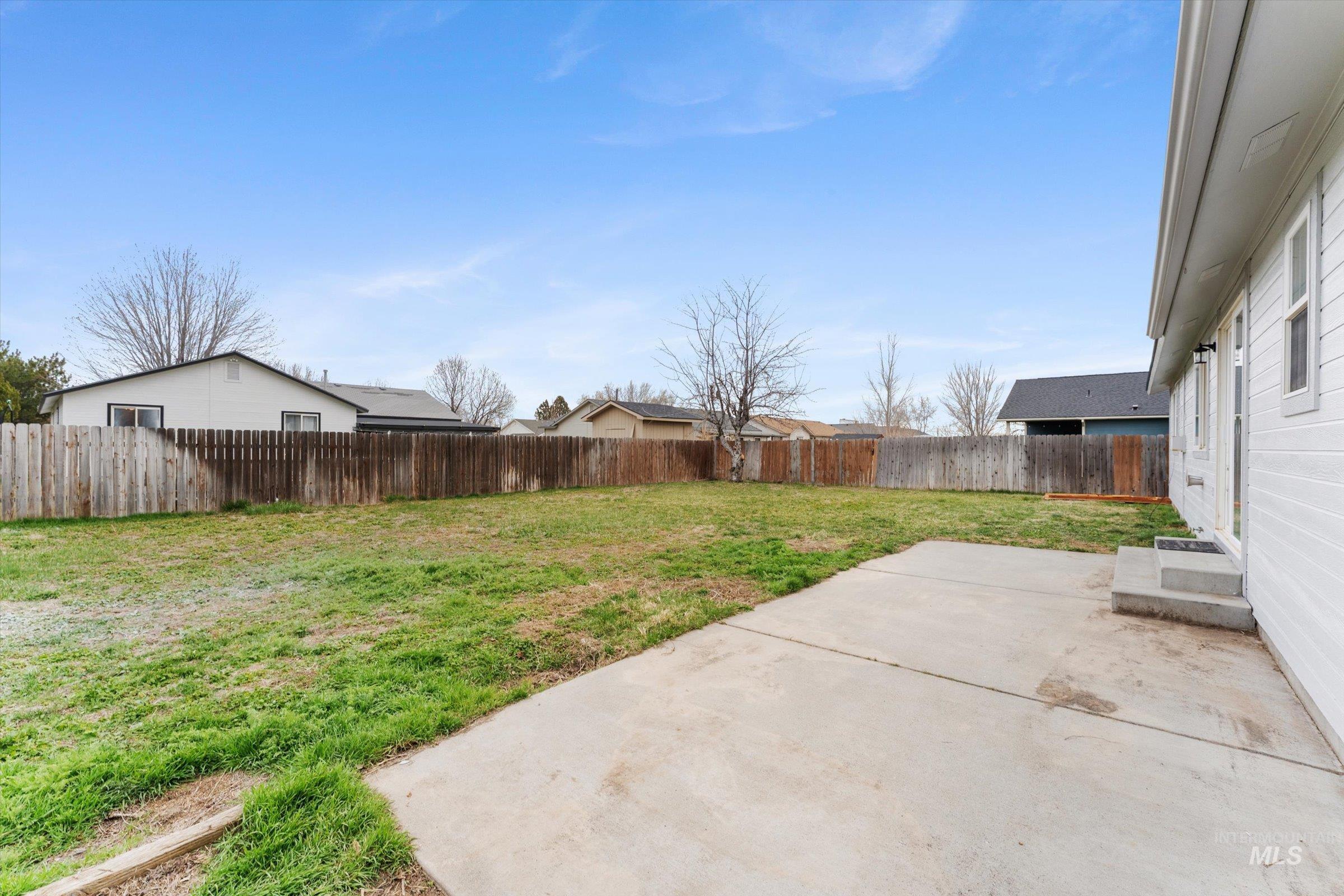 1360 Del Mar, Mountain Home, Idaho 83647, 3 Bedrooms, 2 Bathrooms, Residential For Sale, Price $335,000,MLS 98978173