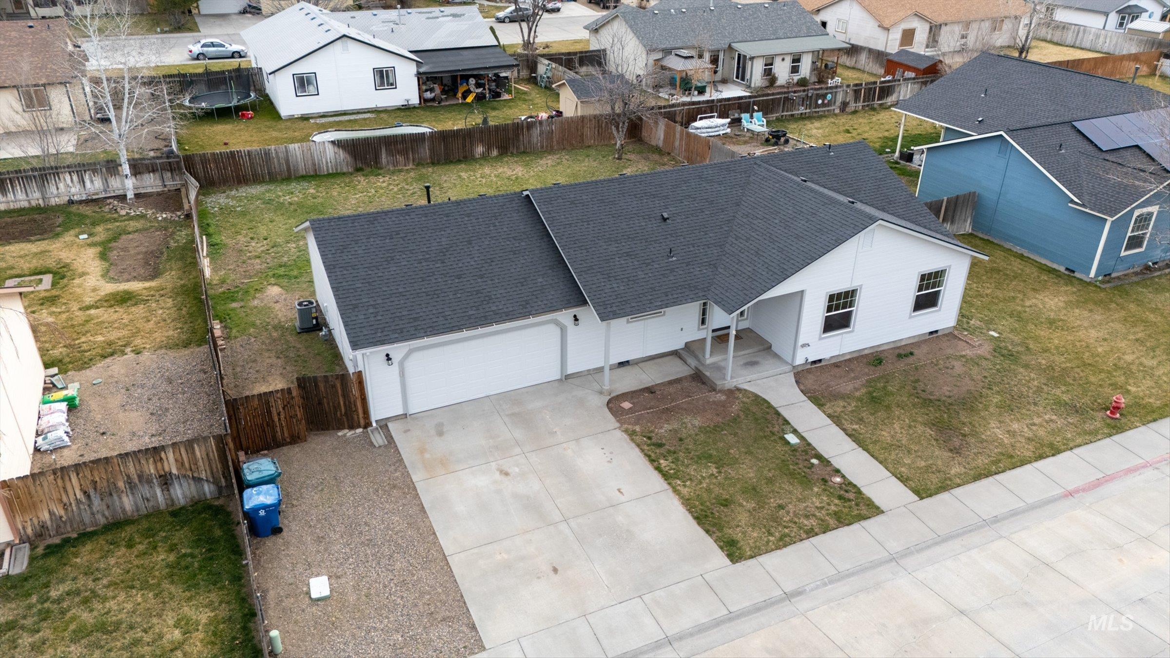 1360 Del Mar, Mountain Home, Idaho 83647, 3 Bedrooms, 2 Bathrooms, Residential For Sale, Price $335,000,MLS 98978173