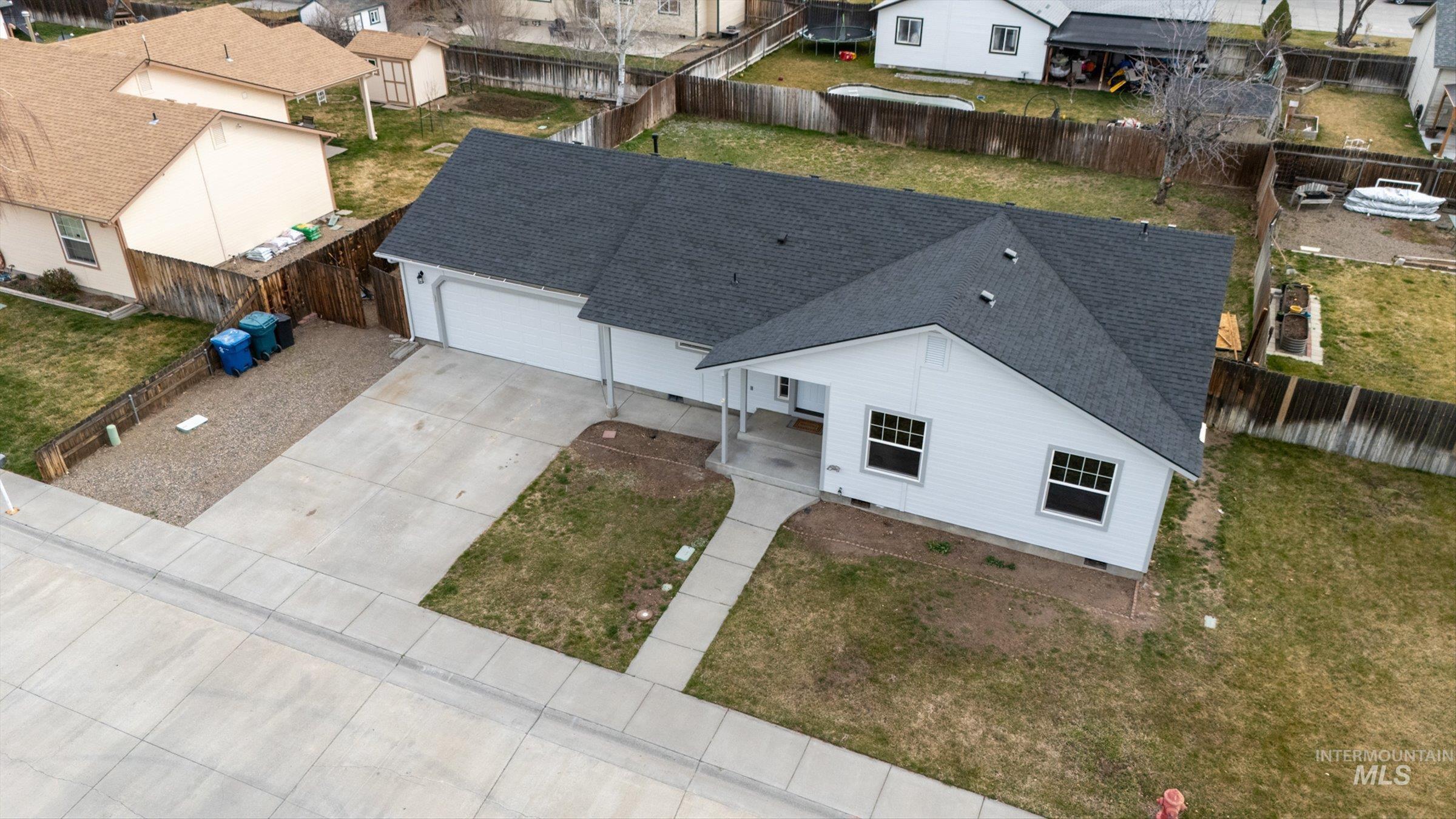 1360 Del Mar, Mountain Home, Idaho 83647, 3 Bedrooms, 2 Bathrooms, Residential For Sale, Price $335,000,MLS 98978173