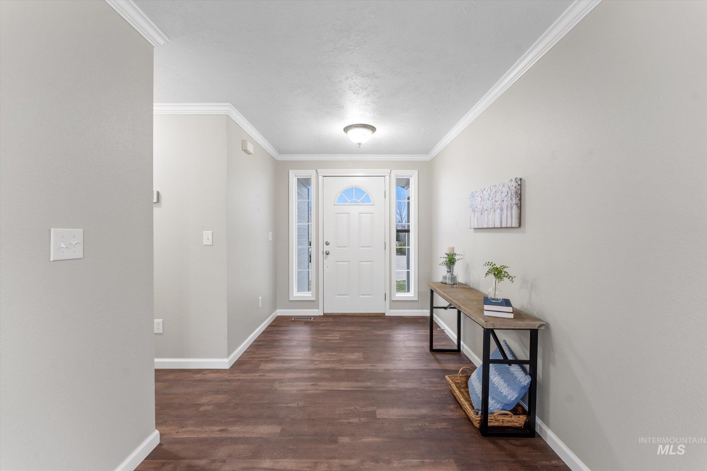 1360 Del Mar, Mountain Home, Idaho 83647, 3 Bedrooms, 2 Bathrooms, Residential For Sale, Price $335,000,MLS 98978173