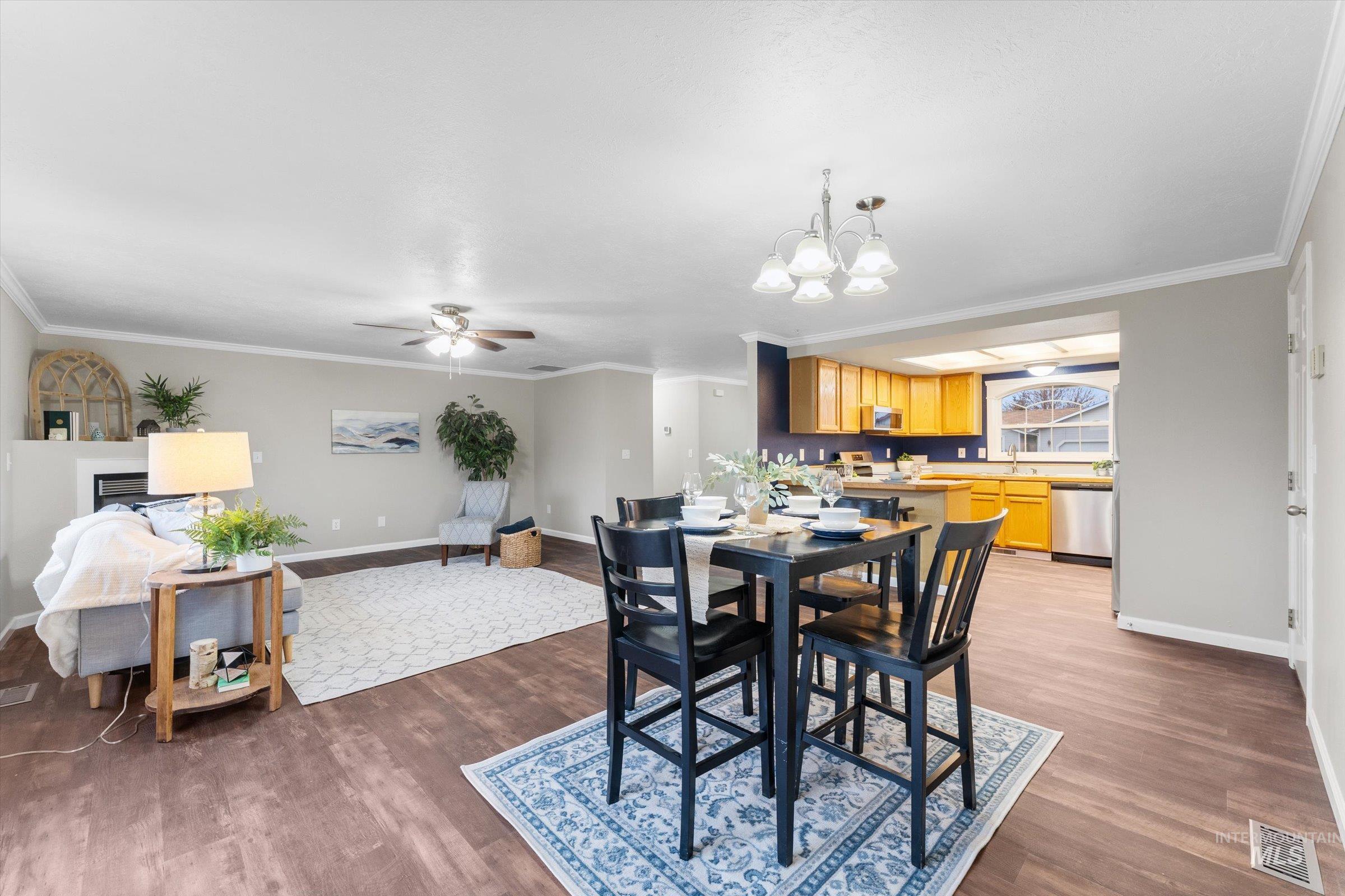 1360 Del Mar, Mountain Home, Idaho 83647, 3 Bedrooms, 2 Bathrooms, Residential For Sale, Price $335,000,MLS 98978173