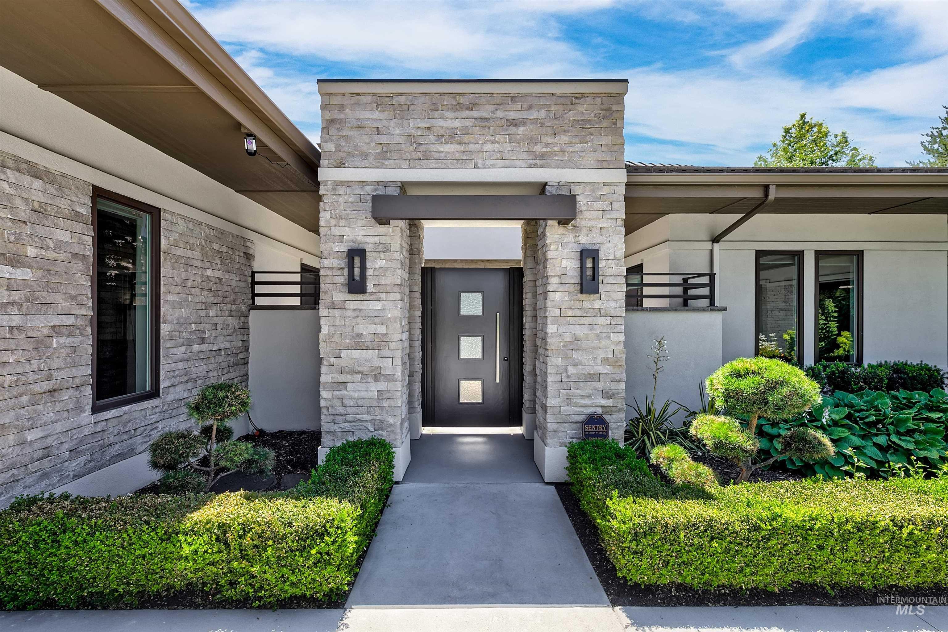 325 W Rivermont Lane, Eagle, Idaho 83616, 4 Bedrooms, 5.5 Bathrooms, Residential For Sale, Price $3,675,000,MLS 98978174