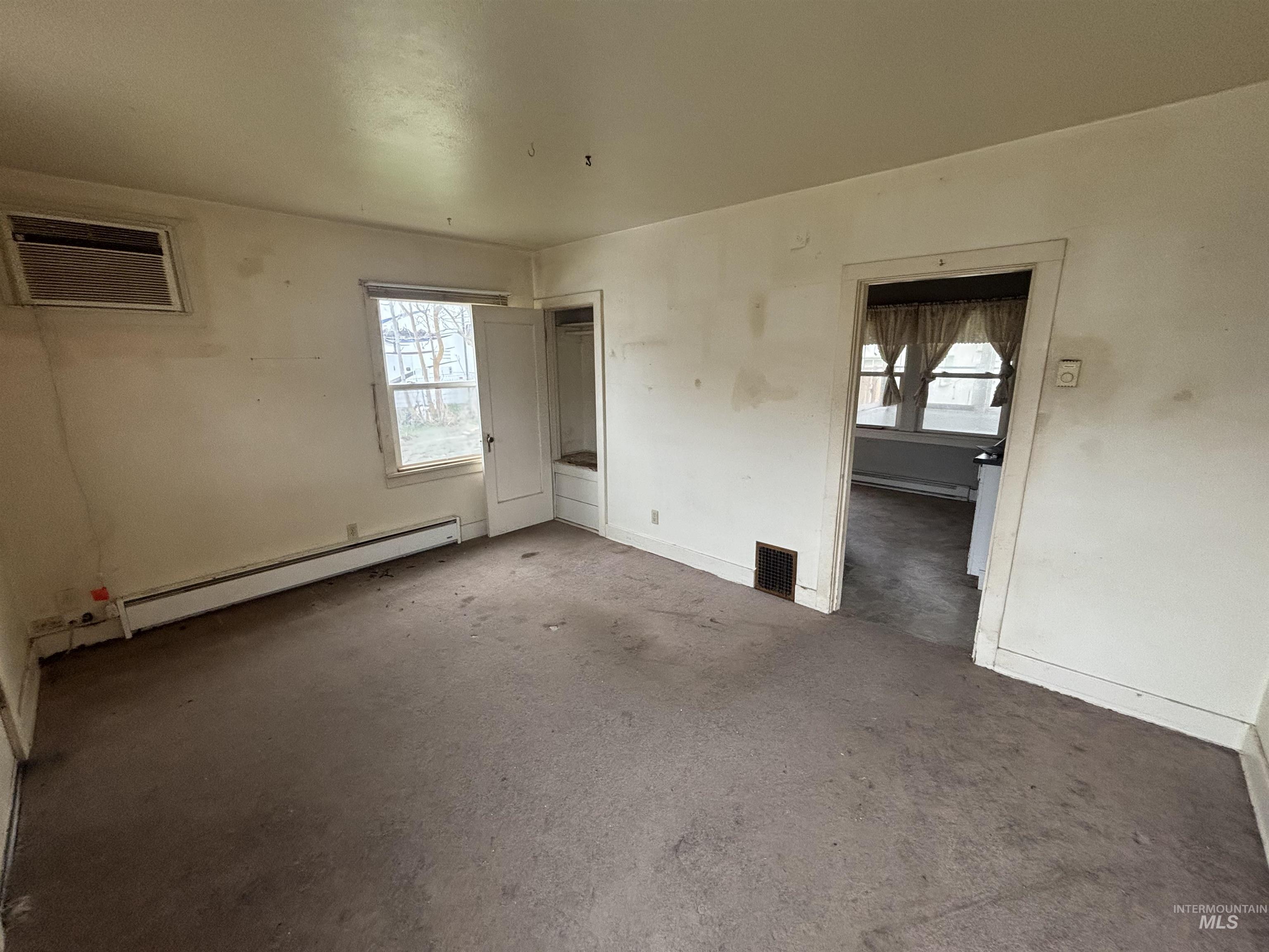 645 E 3rd St, Huntington, Oregon 97907, 2 Bedrooms, 2 Bathrooms, Residential For Sale, Price $115,000,MLS 98978177