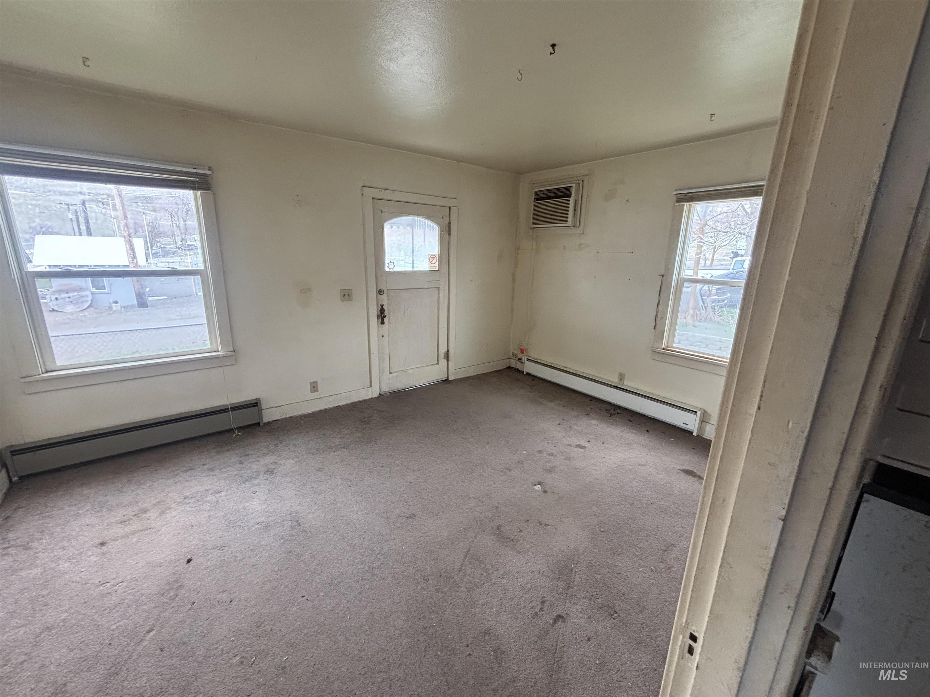 645 E 3rd St, Huntington, Oregon 97907, 2 Bedrooms, 2 Bathrooms, Residential For Sale, Price $115,000,MLS 98978177