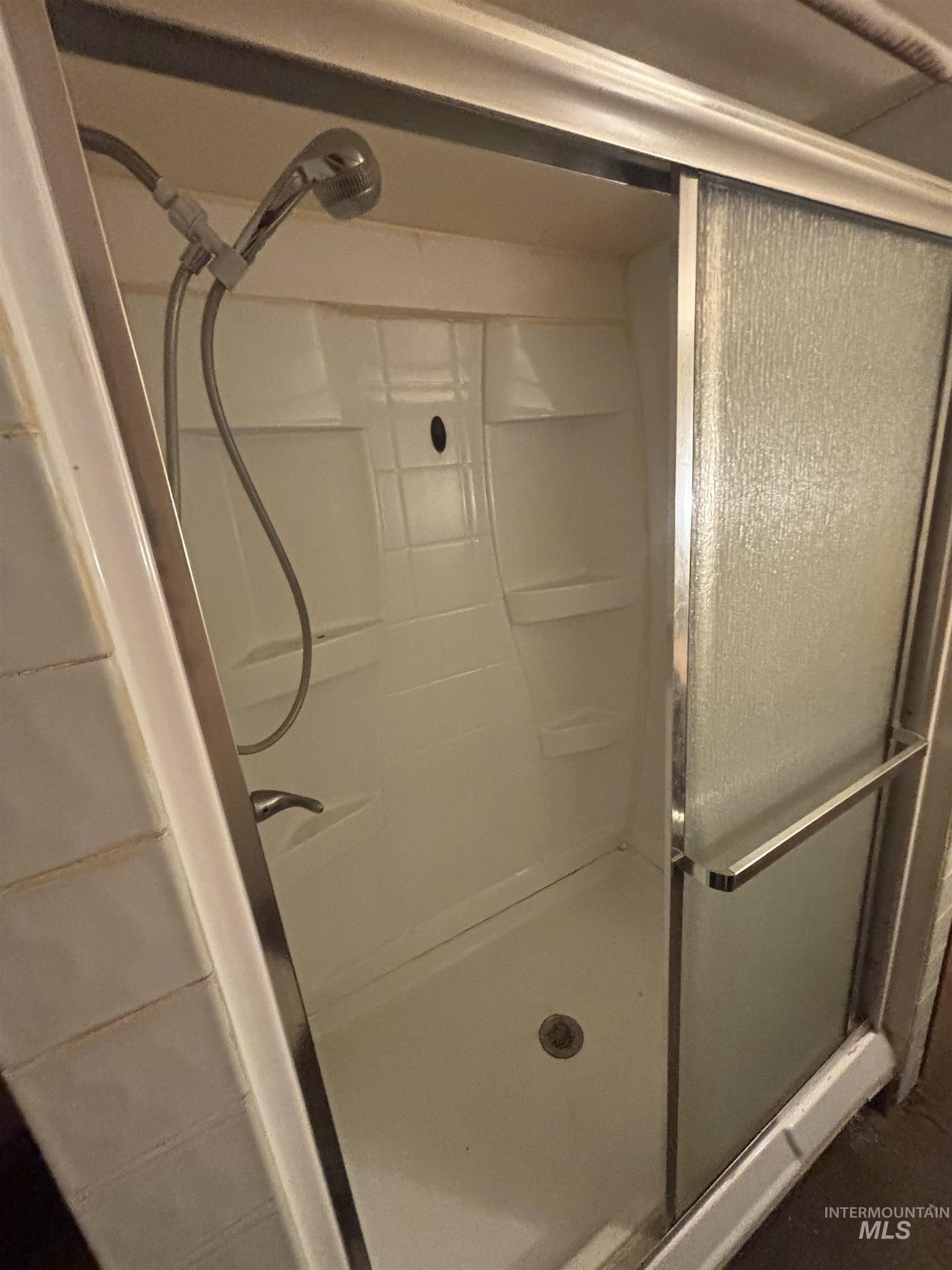 645 E 3rd St, Huntington, Oregon 97907, 2 Bedrooms, 2 Bathrooms, Residential For Sale, Price $115,000,MLS 98978177