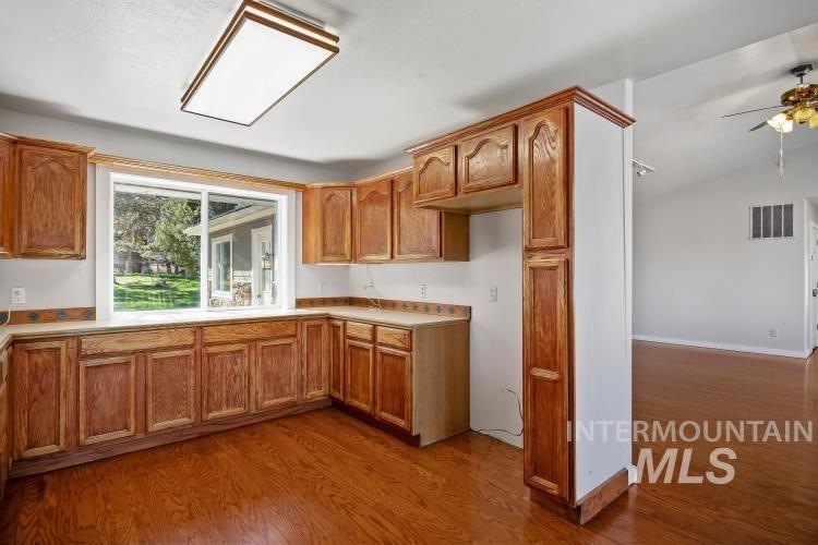 1152 Hidden Lake Lane, Buhl, Idaho 83316, 3 Bedrooms, 2 Bathrooms, Residential For Sale, Price $675,000,MLS 98978178