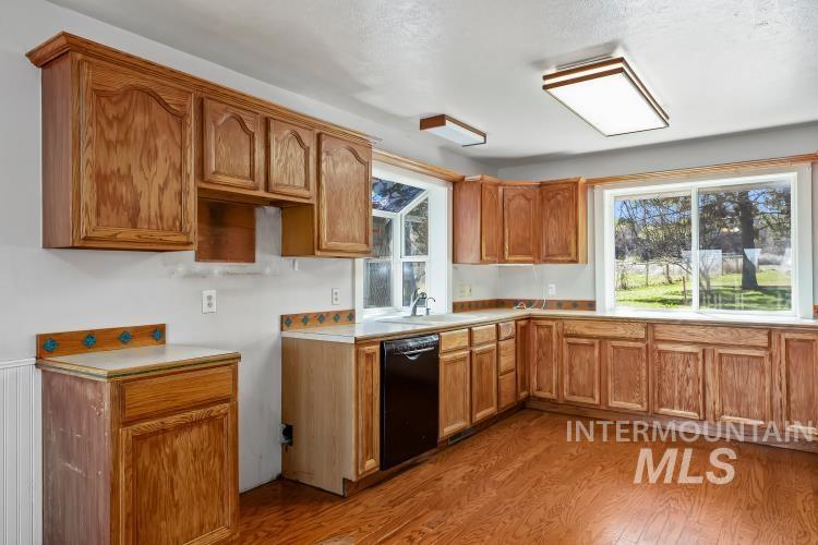 1152 Hidden Lake Lane, Buhl, Idaho 83316, 3 Bedrooms, 2 Bathrooms, Residential For Sale, Price $675,000,MLS 98978178