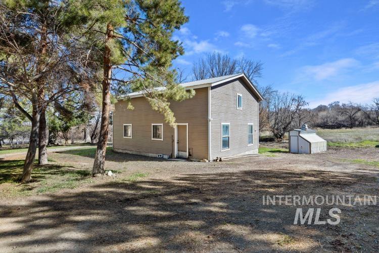 1152 Hidden Lake Lane, Buhl, Idaho 83316, 3 Bedrooms, 2 Bathrooms, Residential For Sale, Price $675,000,MLS 98978178