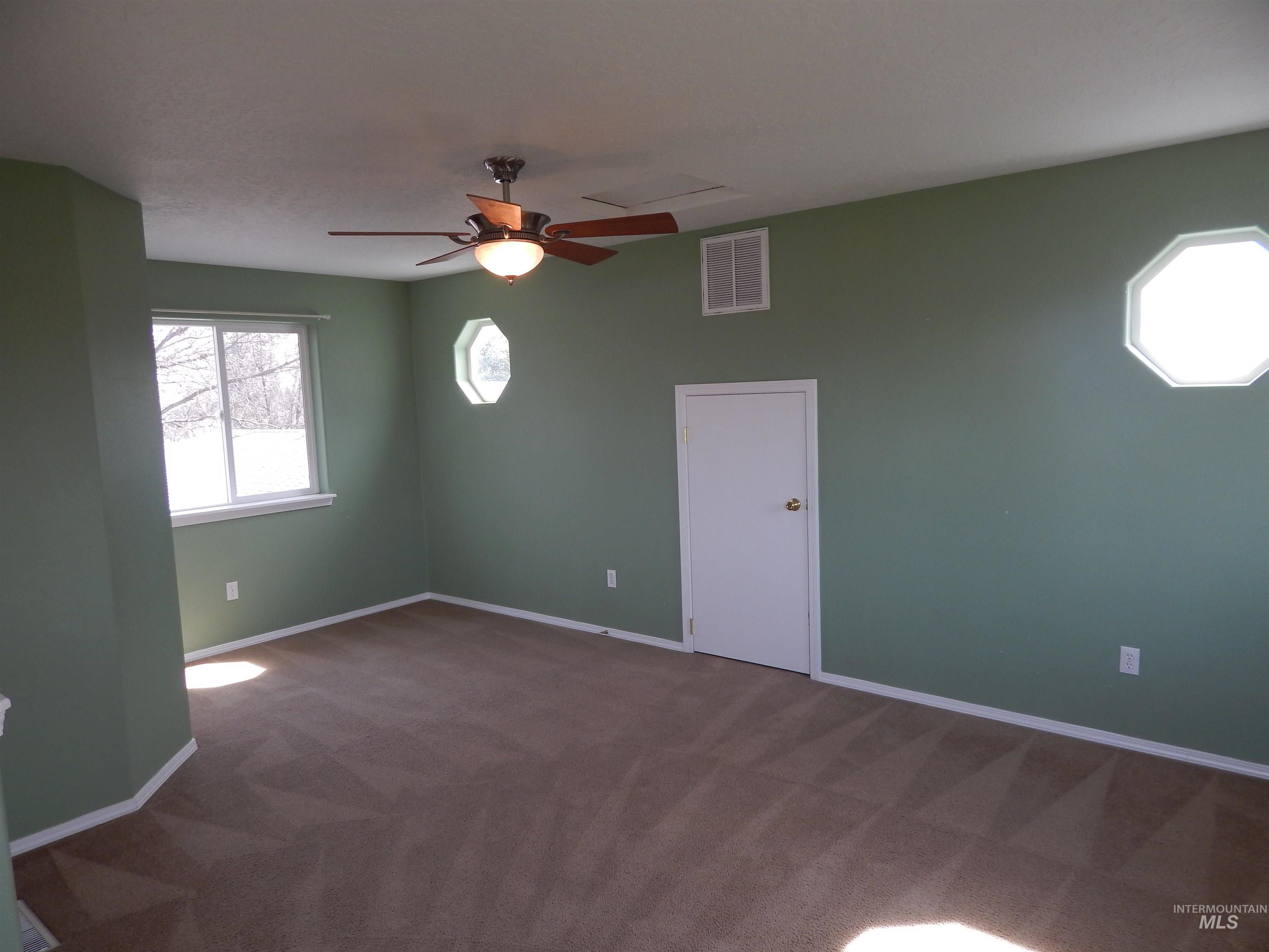 1156 W. Skagway, Kuna, Idaho 83634, 5 Bedrooms, 3 Bathrooms, Residential For Sale, Price $679,000,MLS 98978182